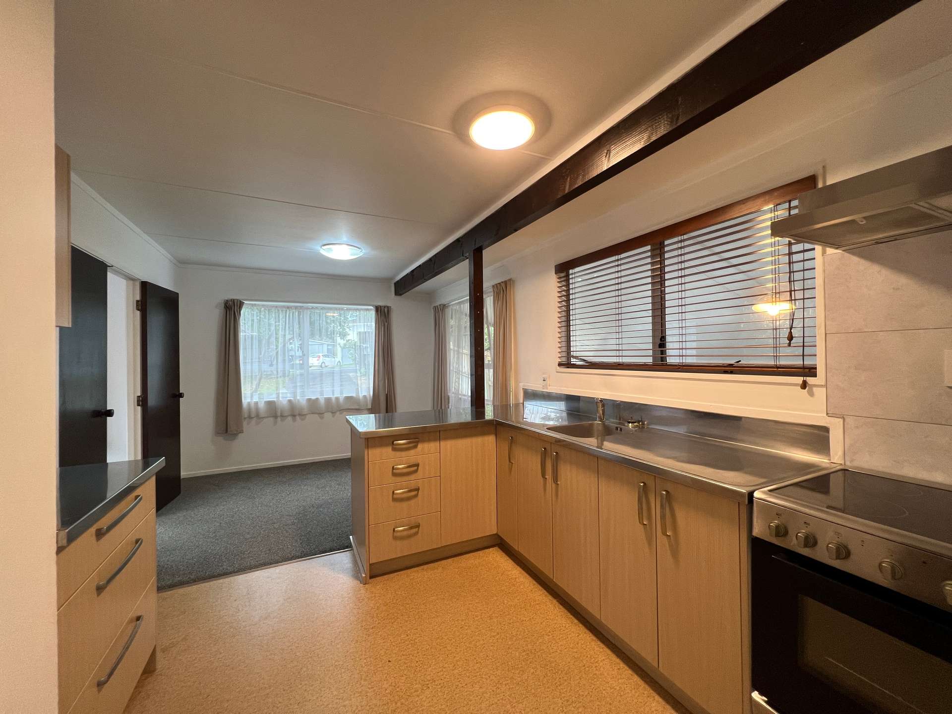 137 Gills Road photo 1