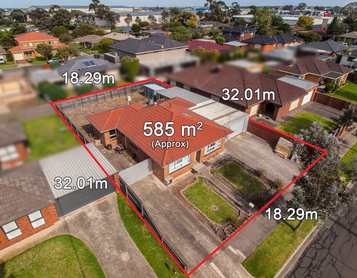17 Larissa Avenue, Tullamarine, VIC 3043