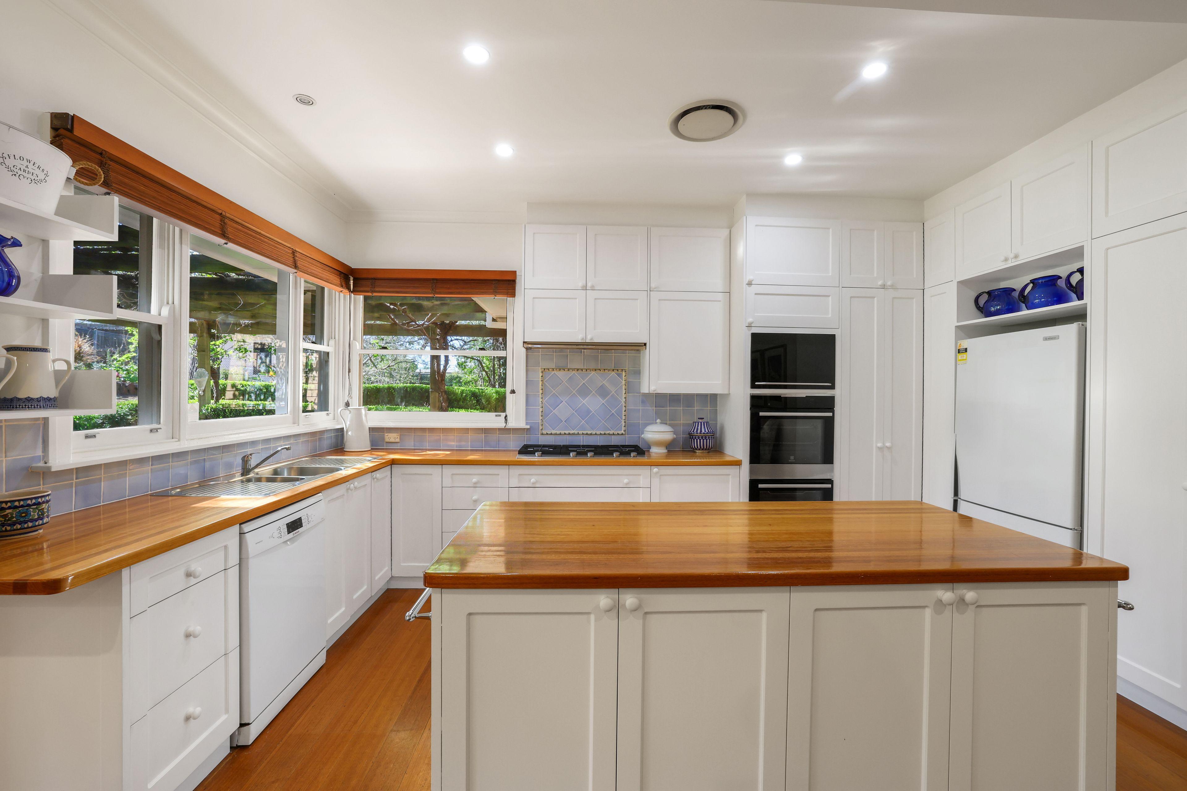 153 Whylandra Street — photo 12 of 27