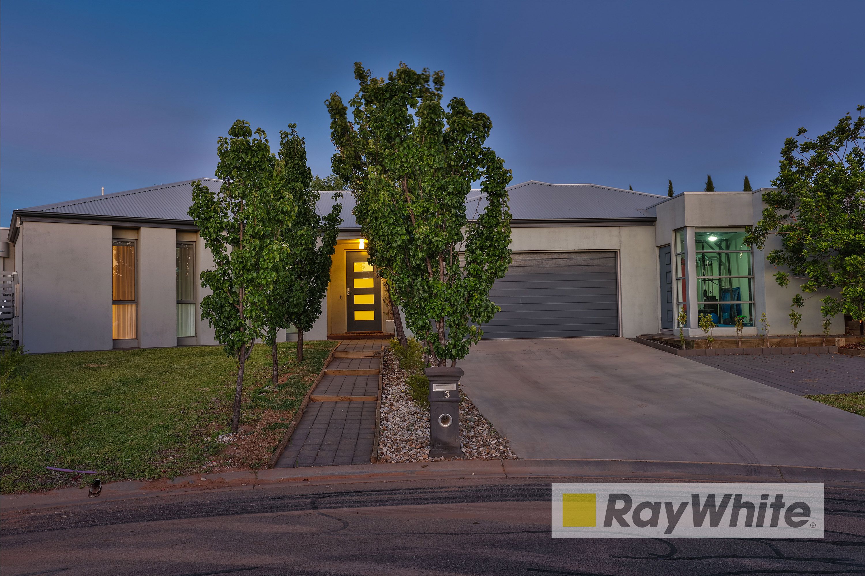 13 Bakogiannis Court, Mildura, VIC 3500