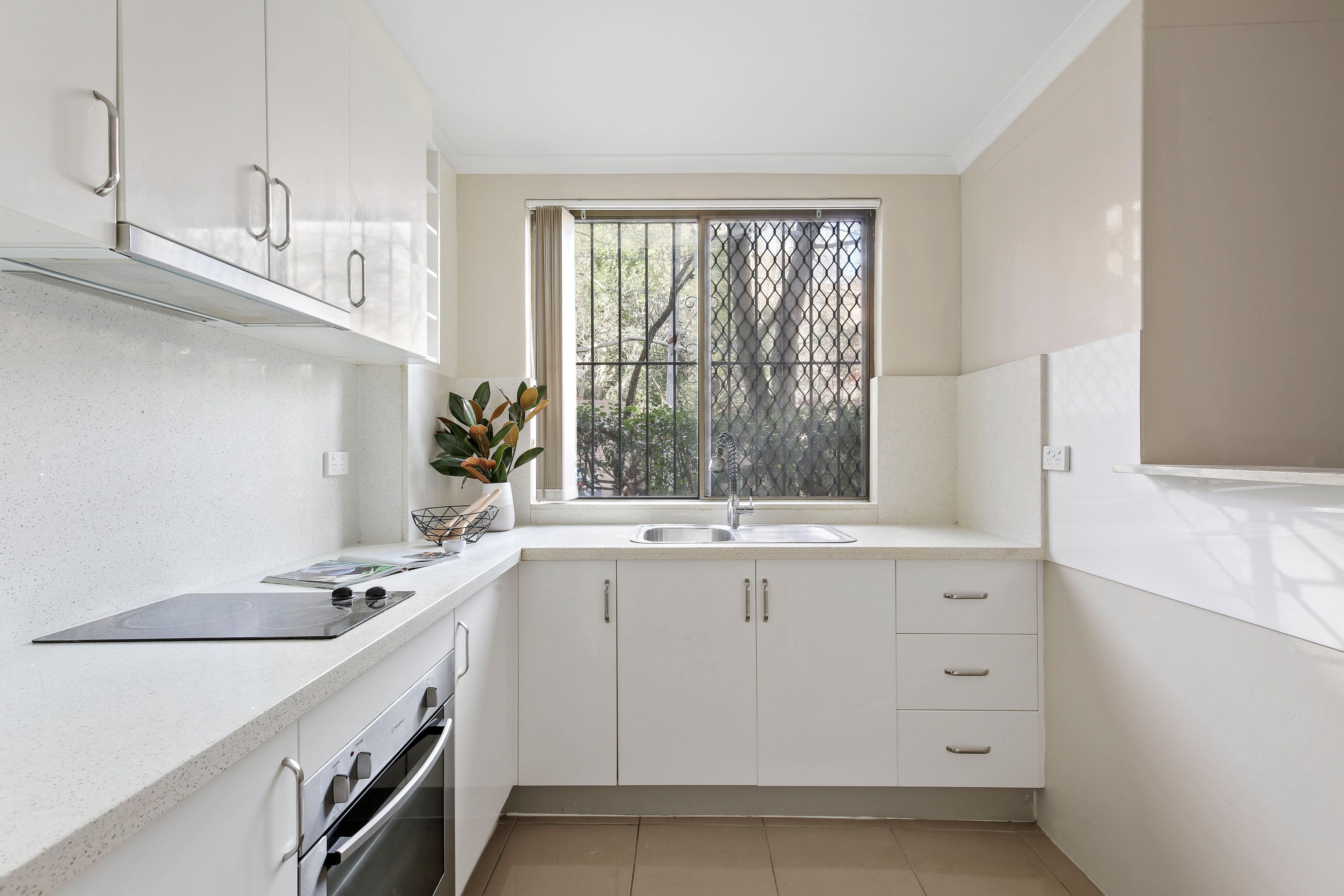 28/4 Goodlet Street, Surry Hills, NSW 2010