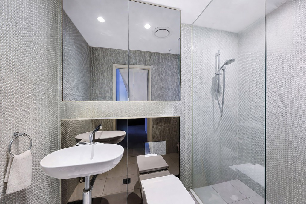 715C/3 Broughton Street — photo 4 of 16