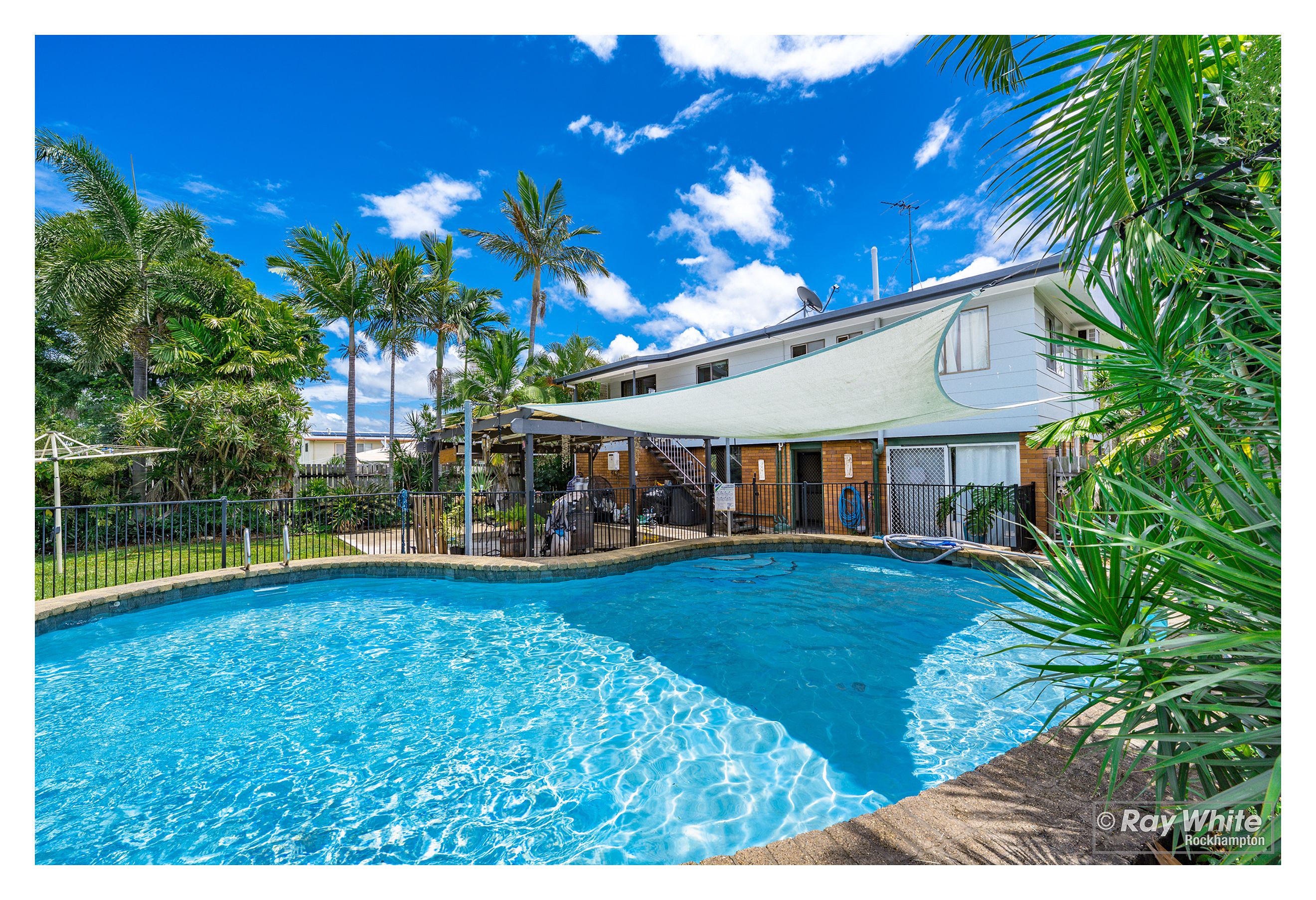 92 Buzacott Street, Park Avenue, QLD 4701