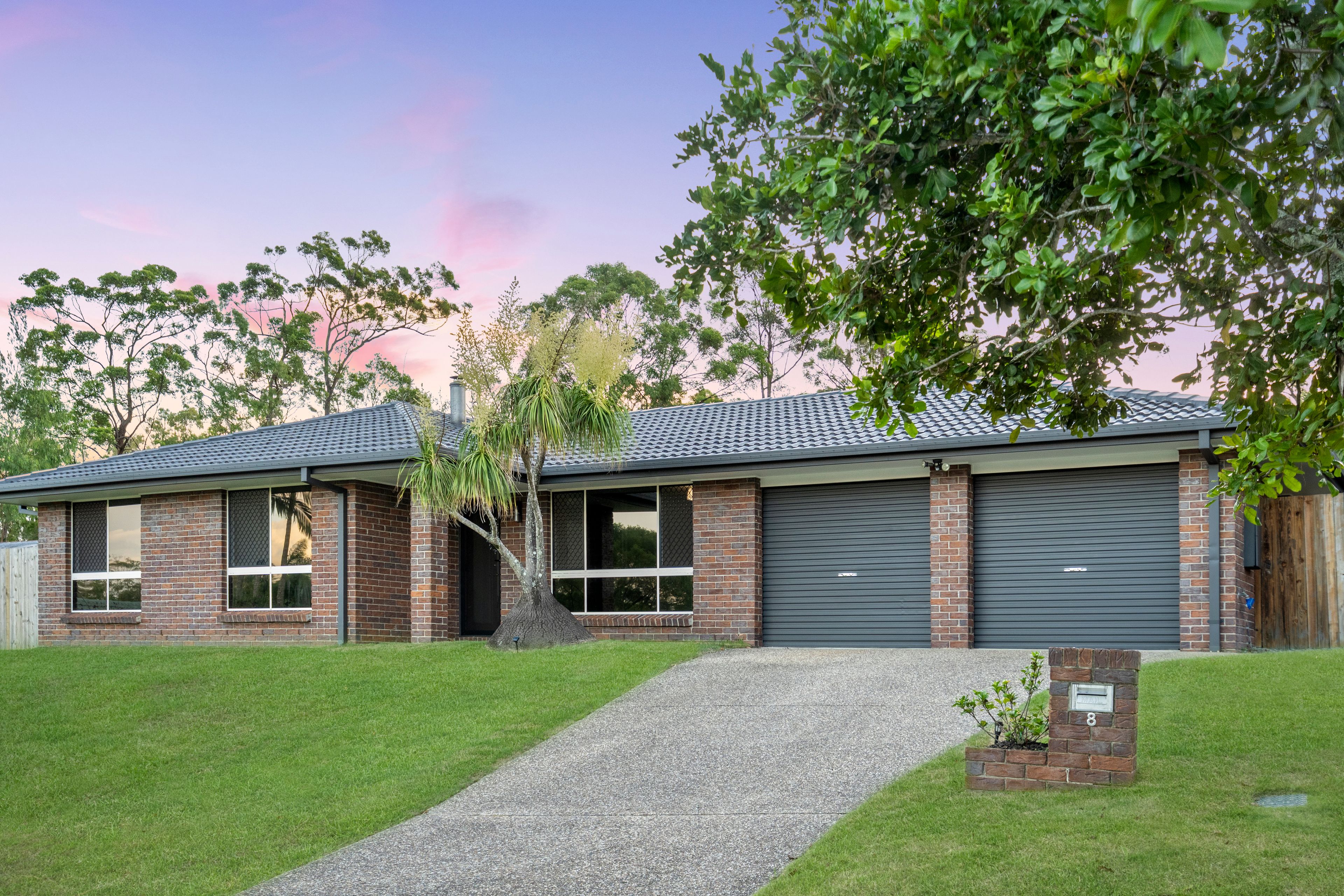 8 Ride Court, Worongary QLD 4213
