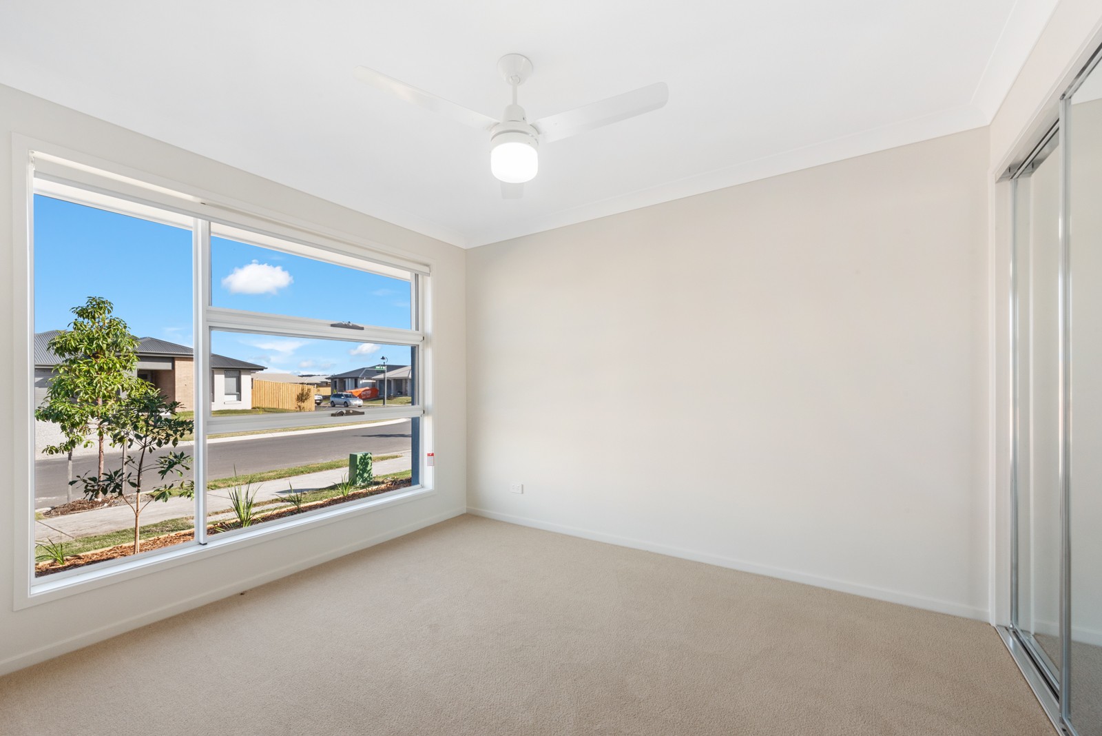 40 John Street, Walloon, QLD 4306