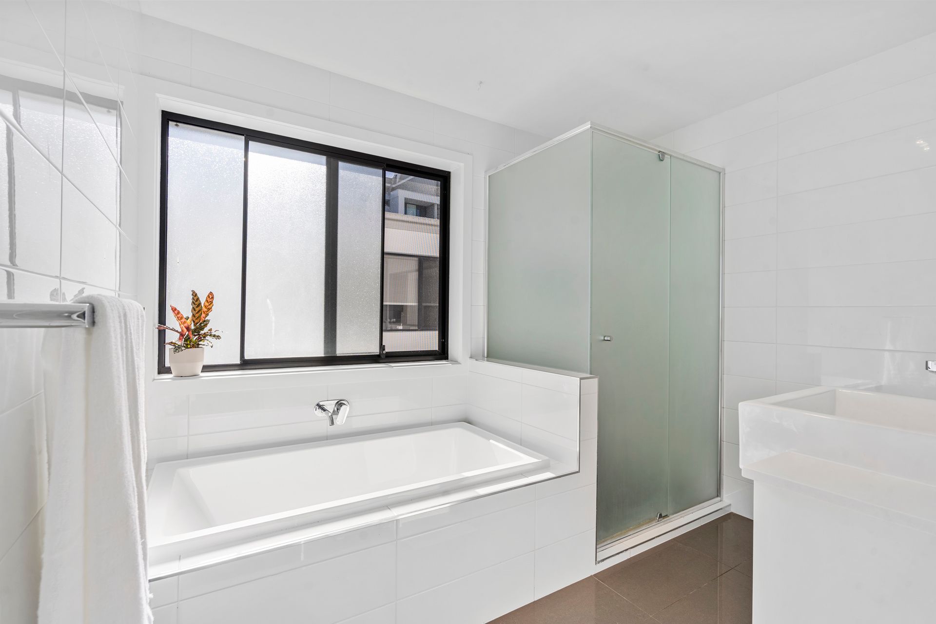 7/323 Bayview Street — photo 10 of 26