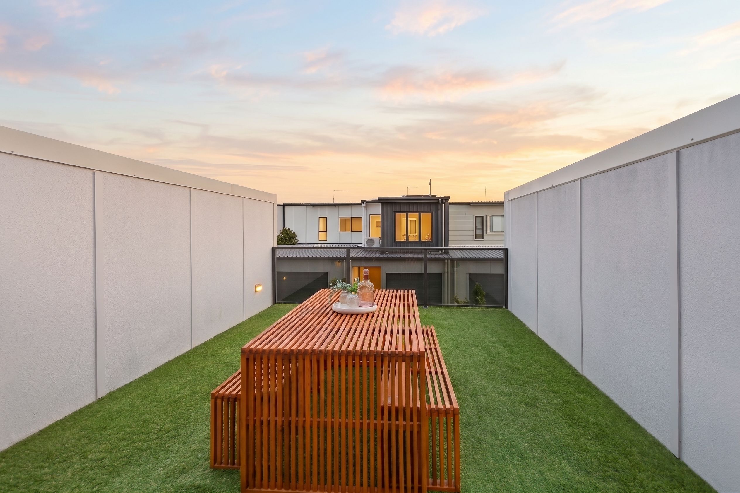 6 Olivia Crescent — photo 3 of 14