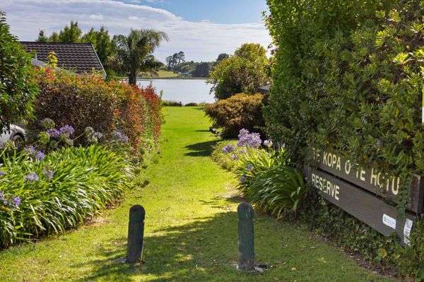 10 Lindoch Avenue photo 5