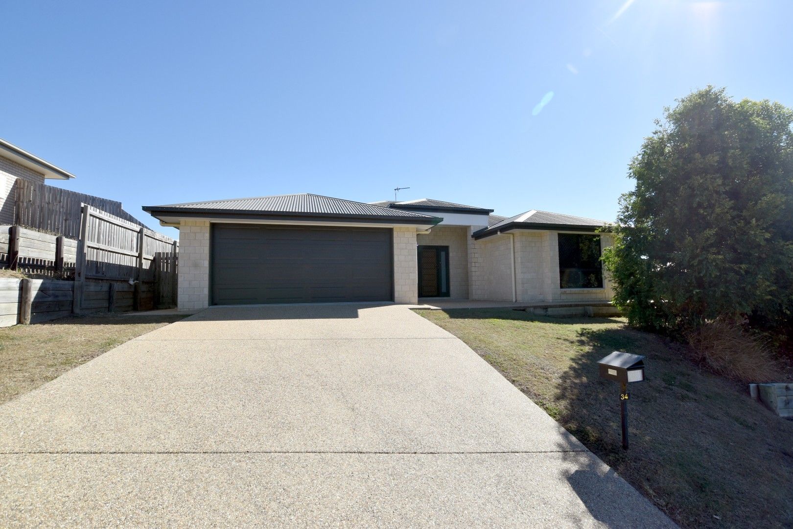 34 Liriope Drive, Kirkwood, QLD 4680