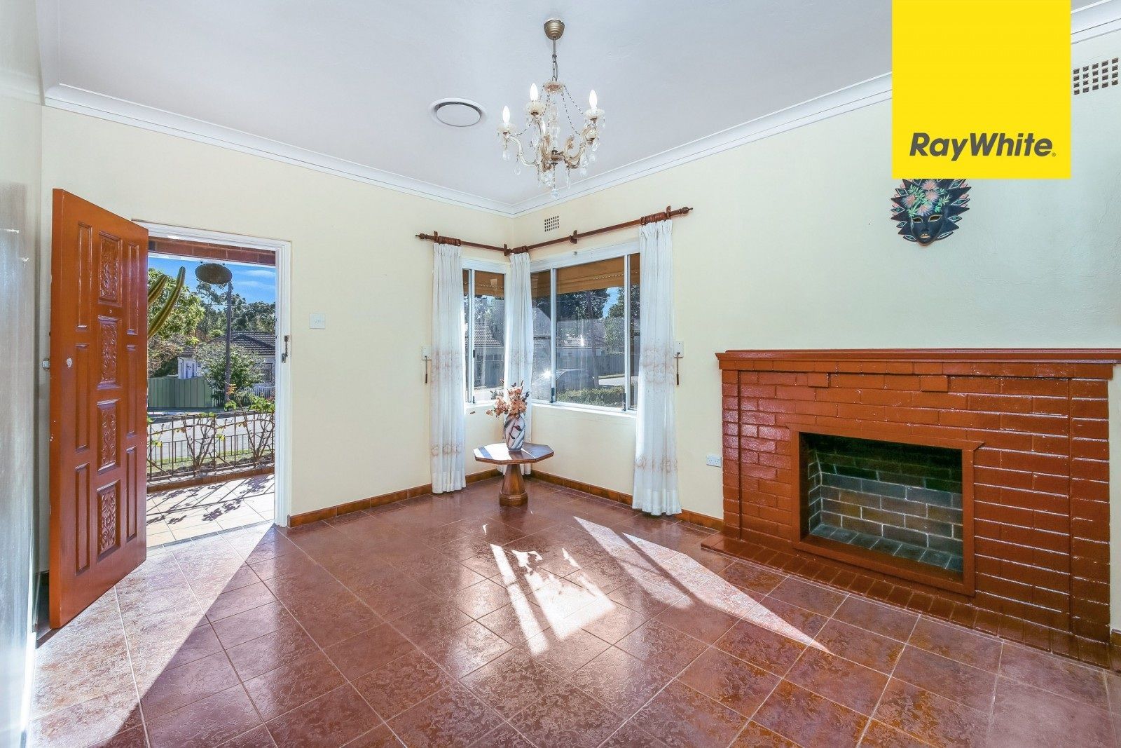4 Earls Avenue, Riverwood, NSW 2210