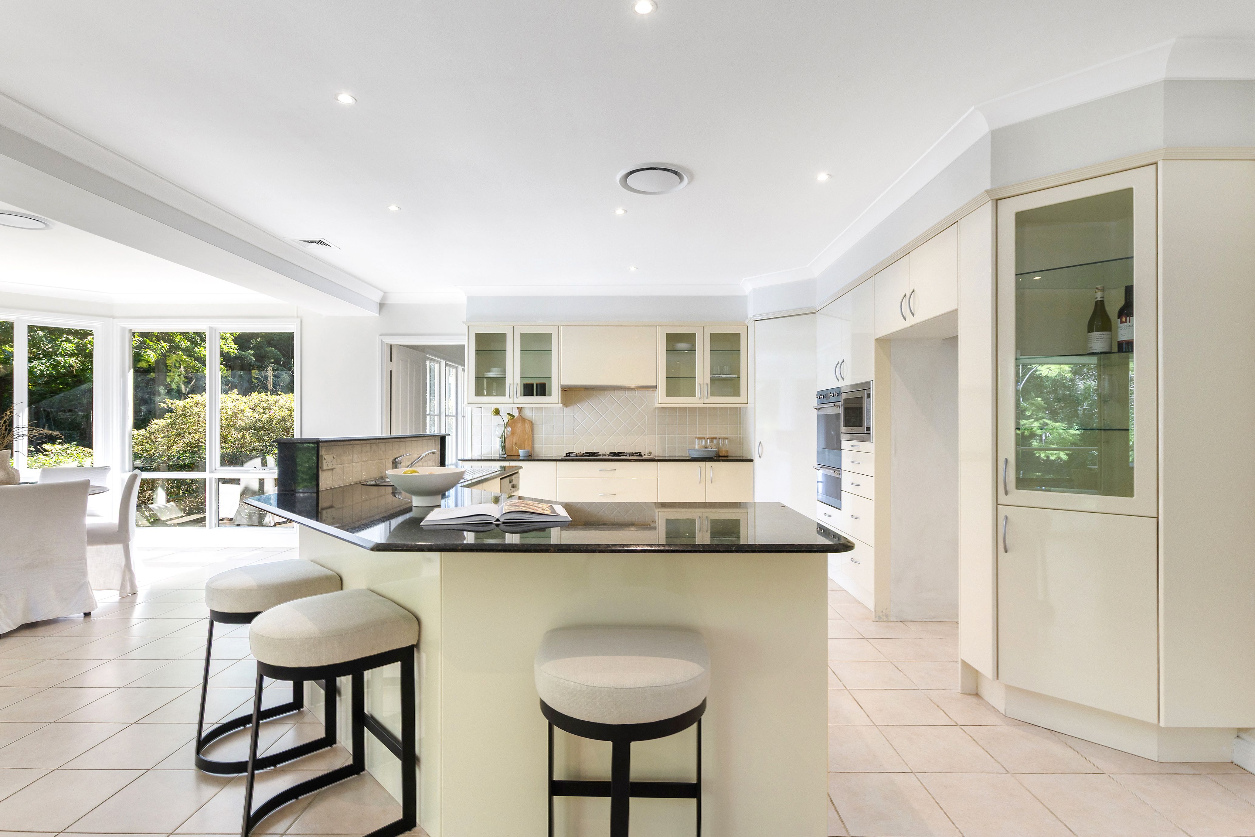53 Lucinda Avenue — photo 6 of 18
