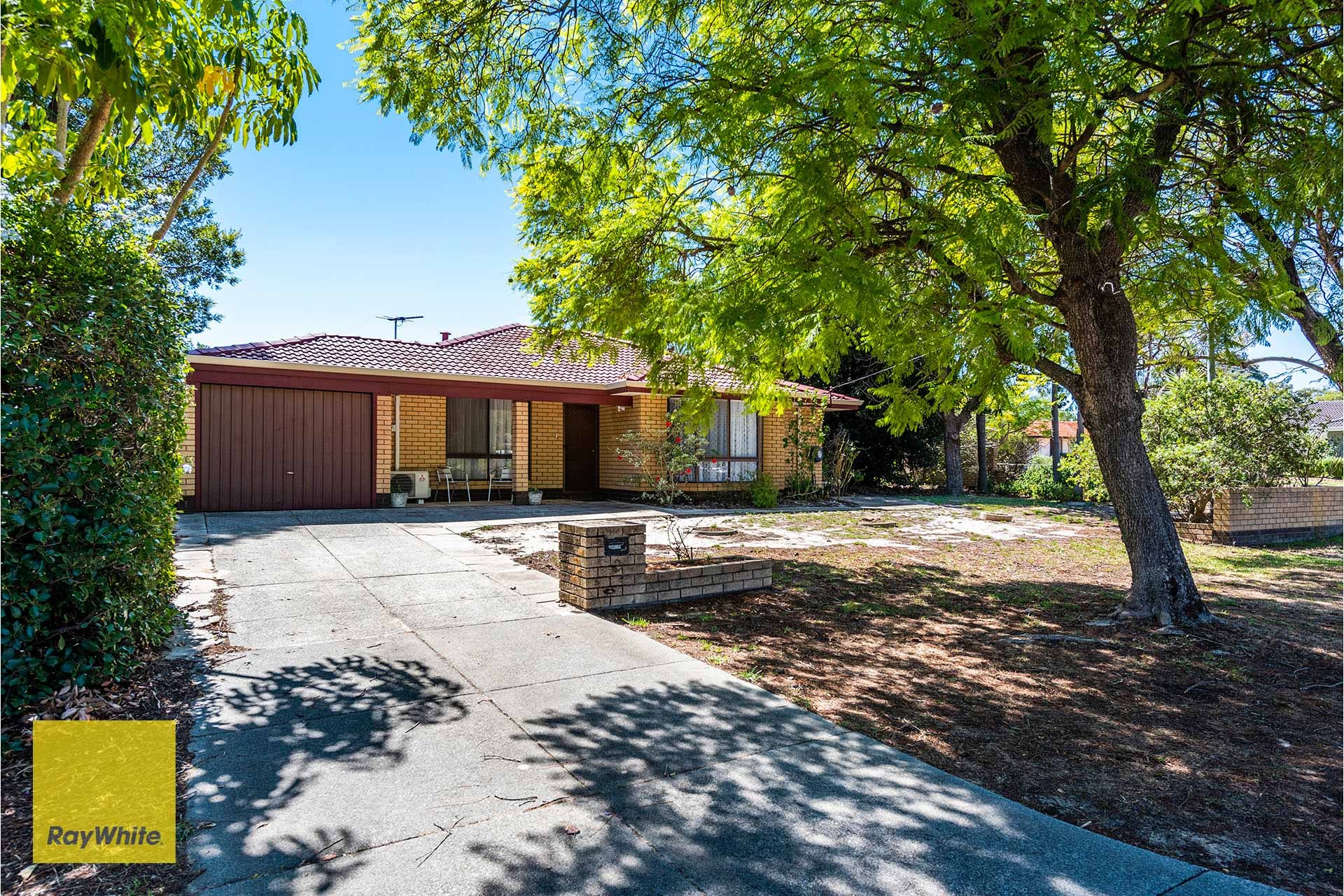 2 Meloway Drive, Maida Vale, WA 6057
