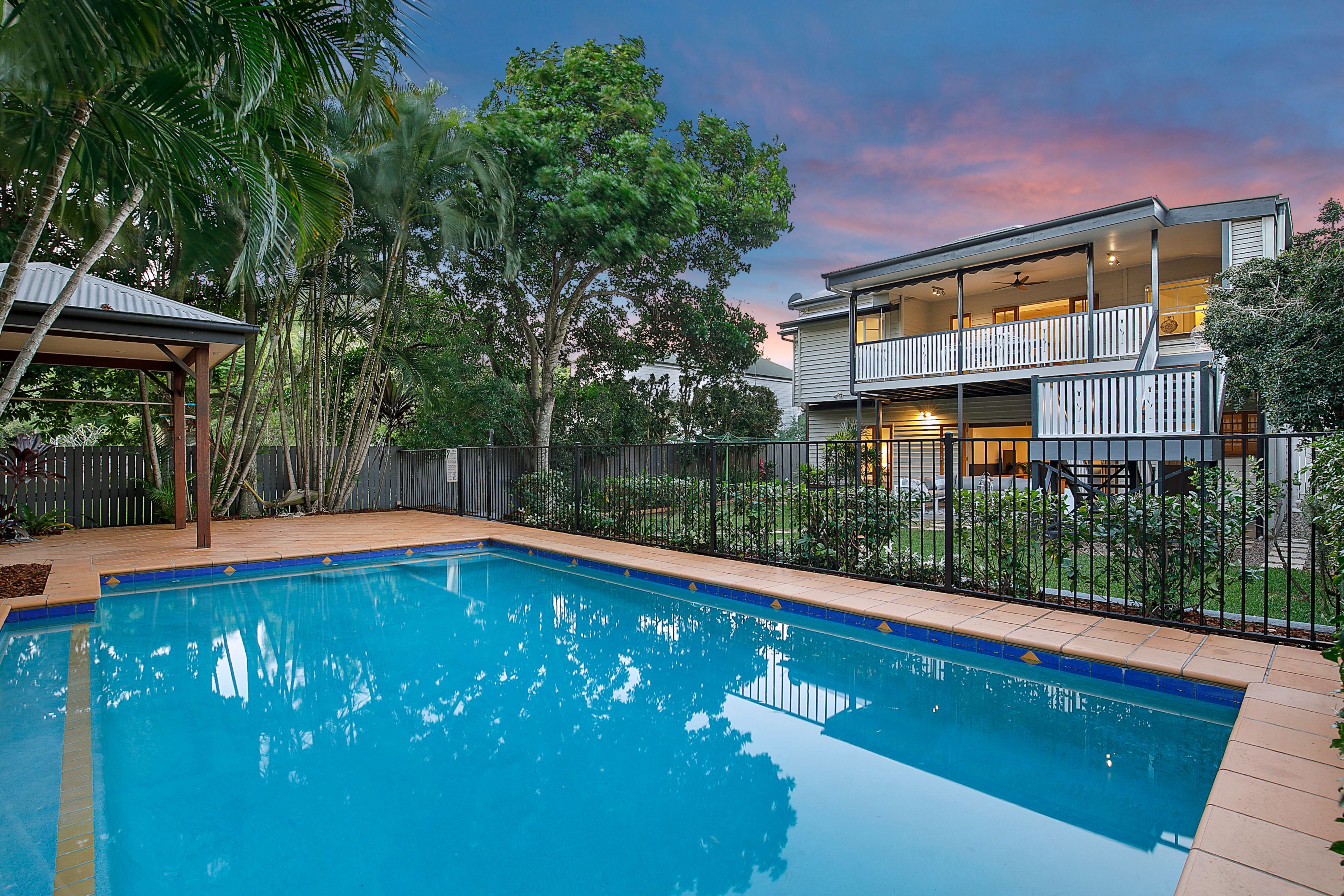 6 Alexandra Road, Ascot QLD 4007