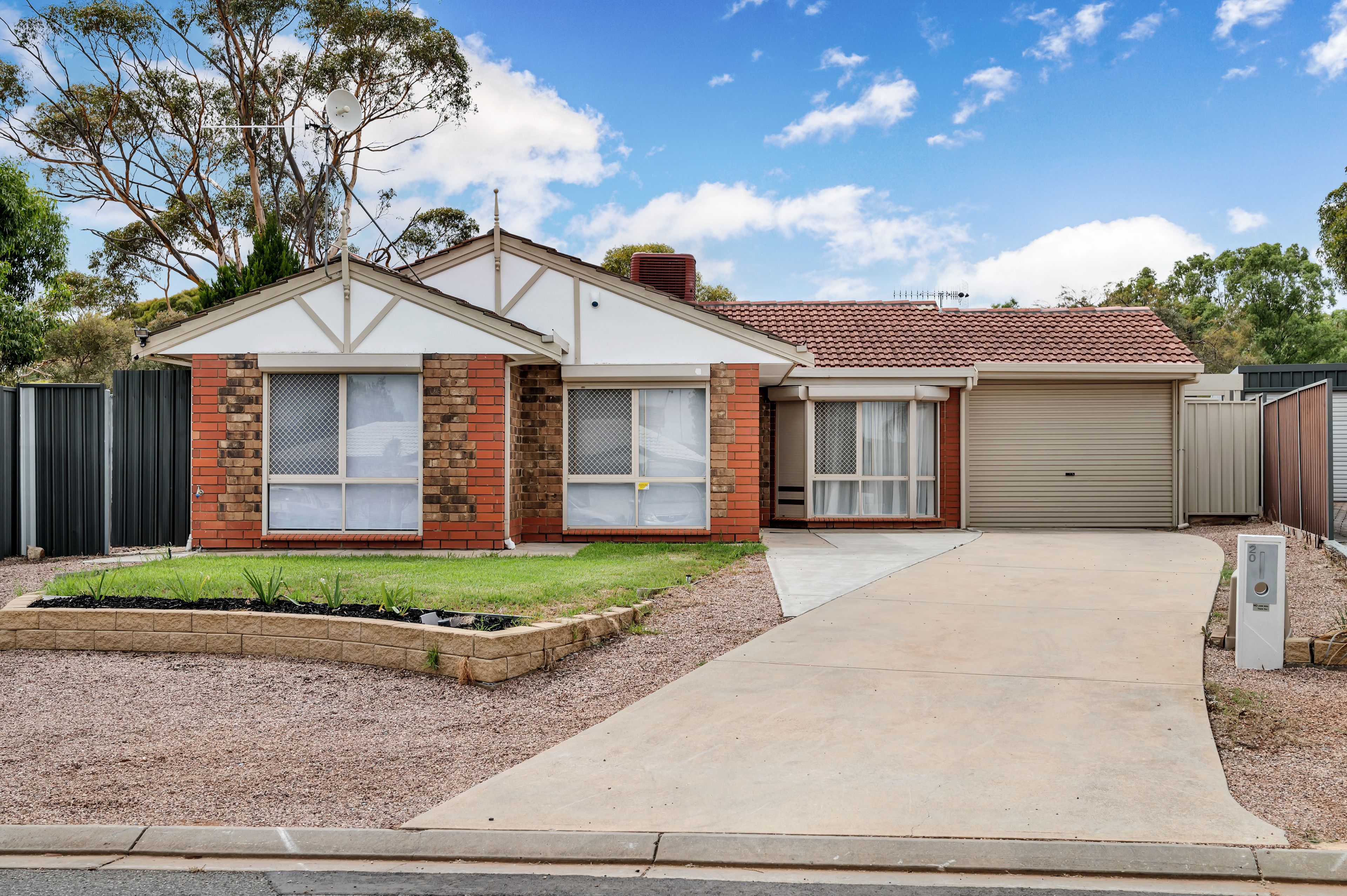 20 Browne Circuit, Craigmore SA 5114