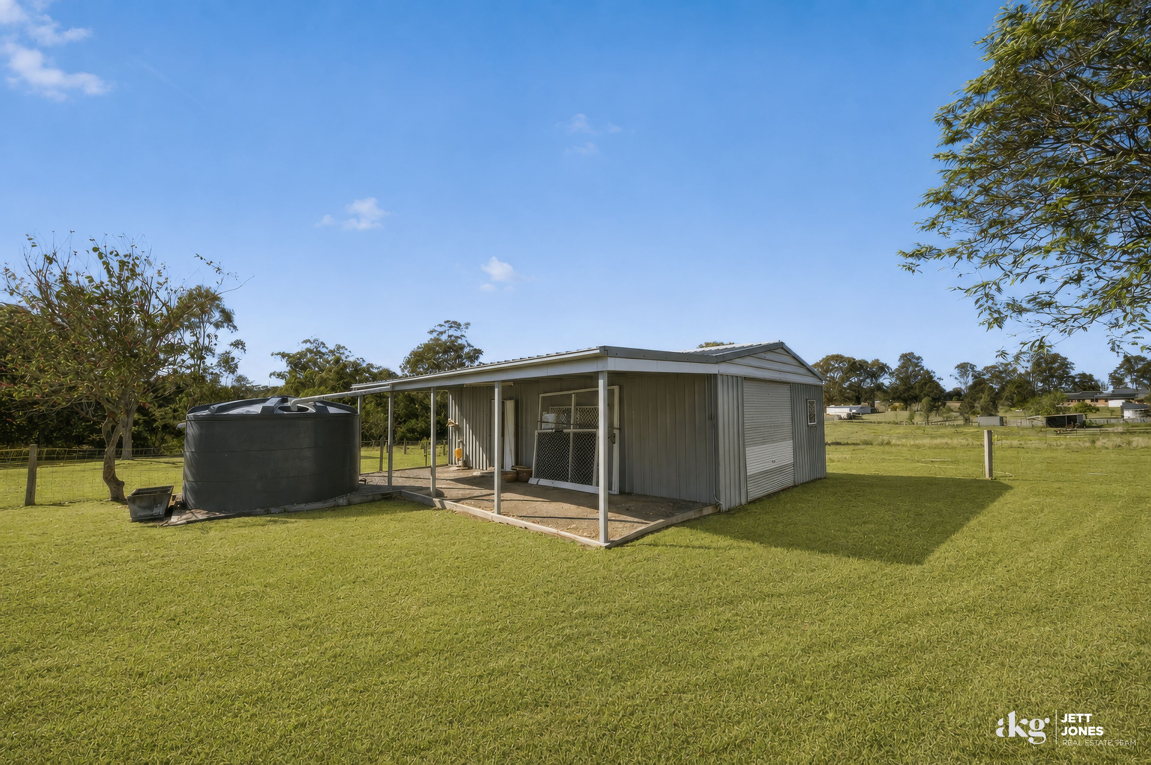 20-28 Riverina Court — photo 24 of 30