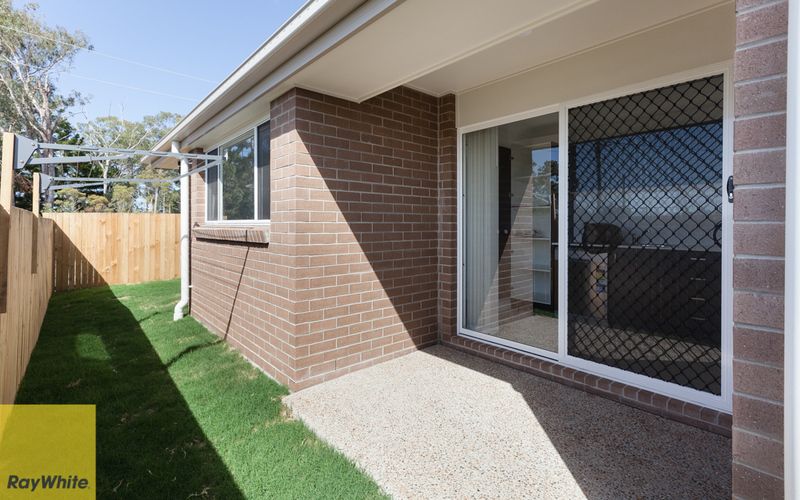 2/30 Daintree Court, Park Ridge, QLD 4125