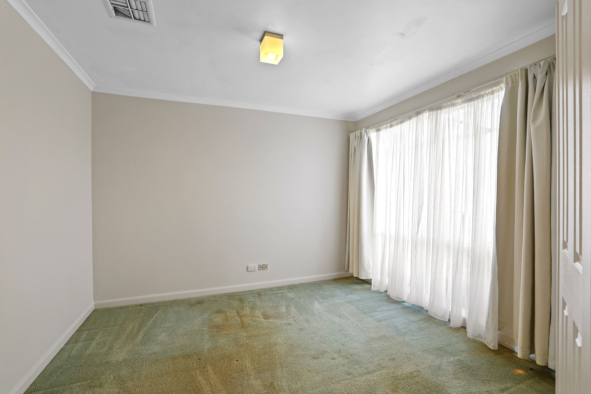 2 Hakea Court — photo 9 of 28