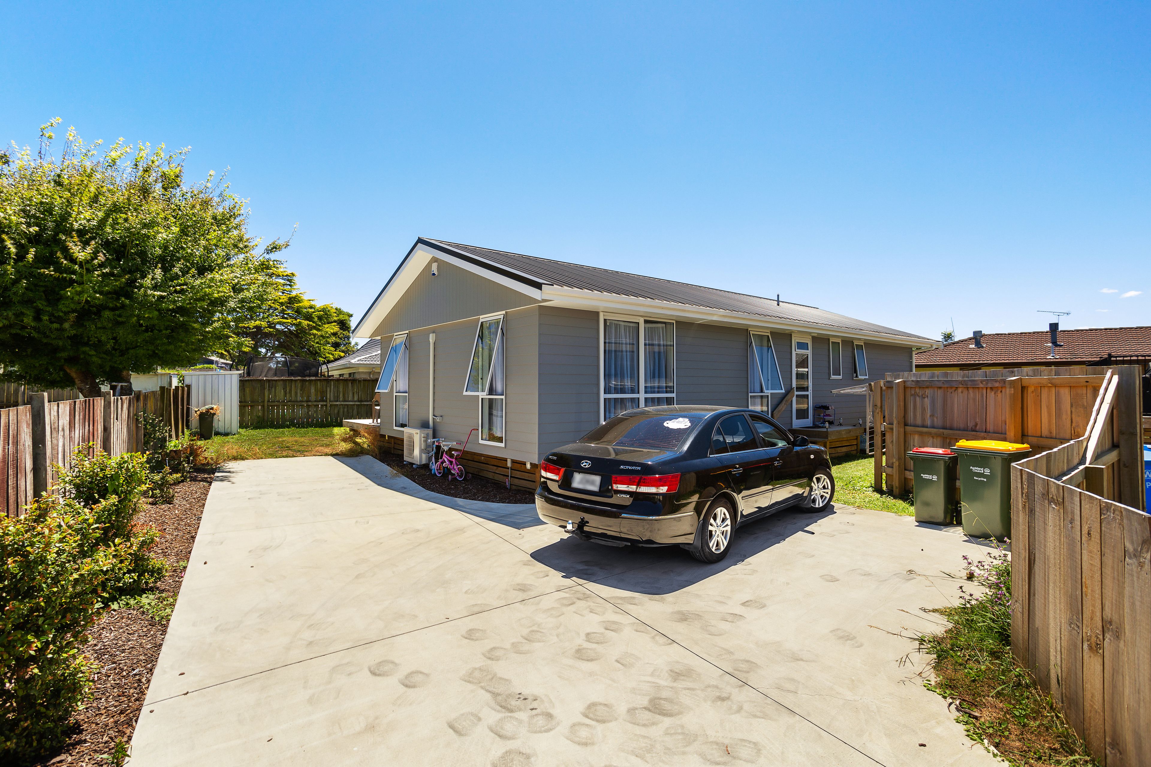 23A Waiari Road, Conifer Grove, Manukau City