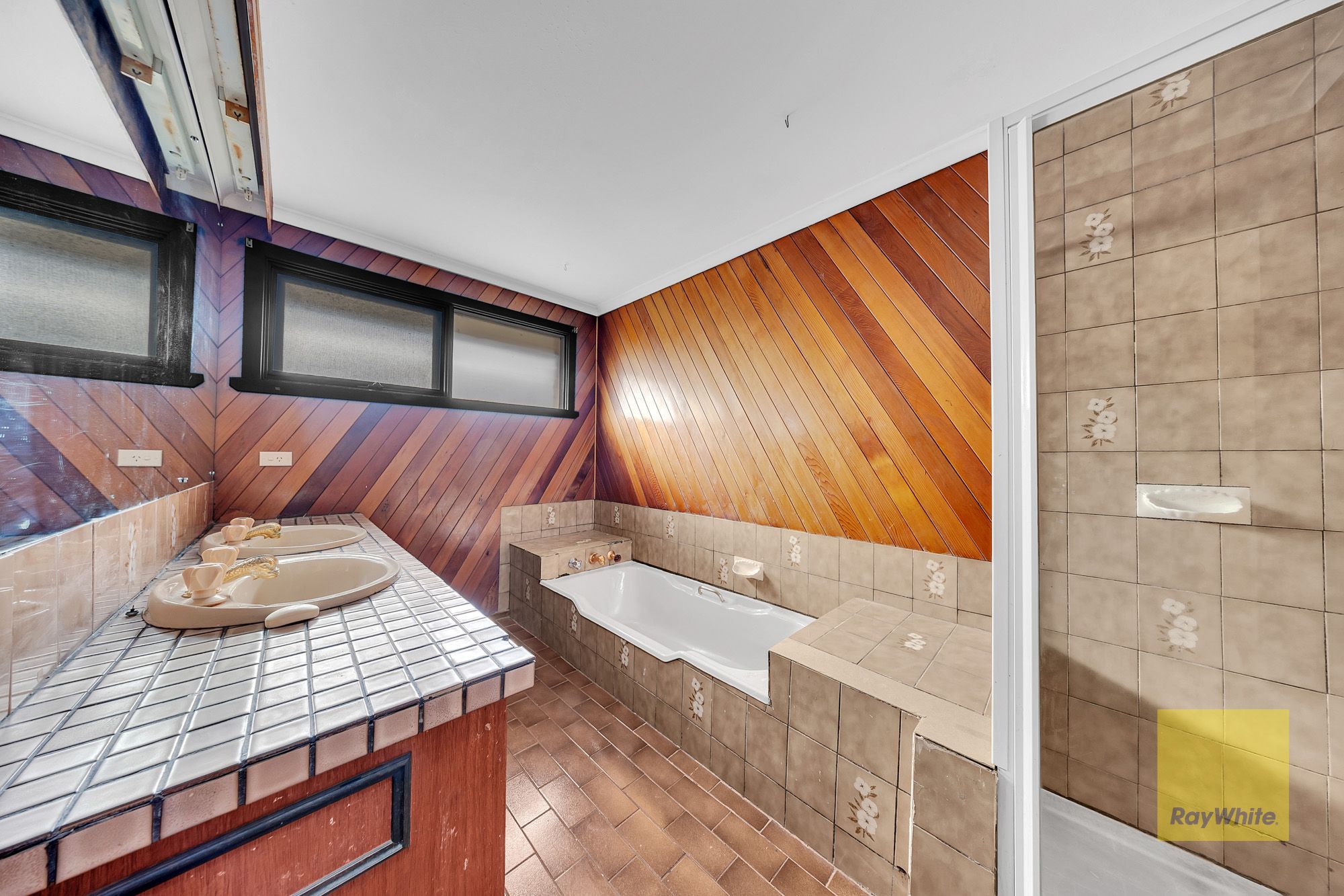 11 Lotis Court — photo 11 of 20