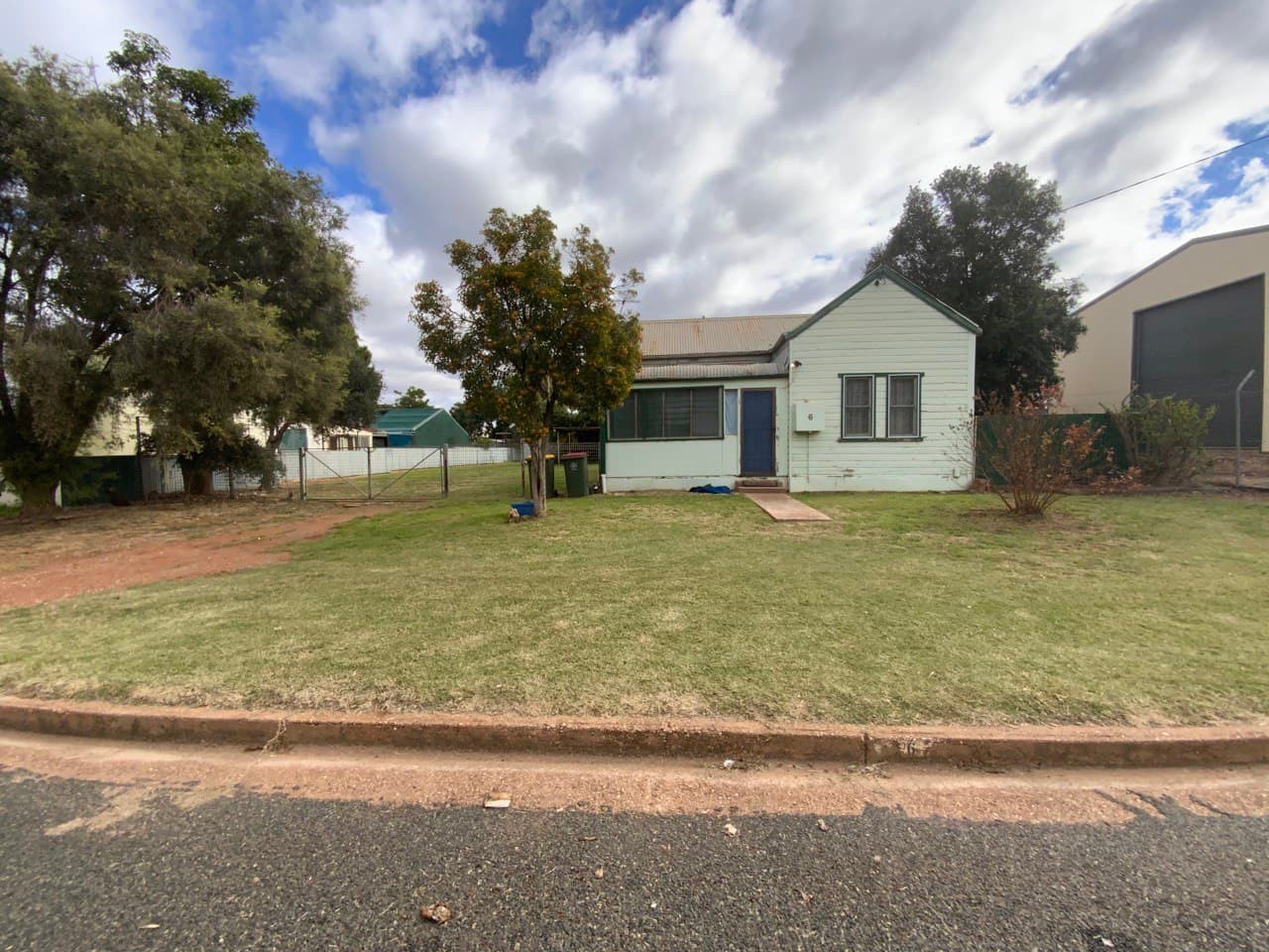 6 Hay Street, Condobolin, NSW 2877