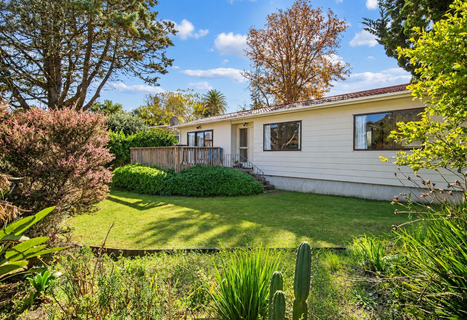 73 Powrie Street, Glenfield, North Shore City