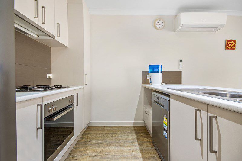 8 Harcourt Terrace, Modbury, SA 5092