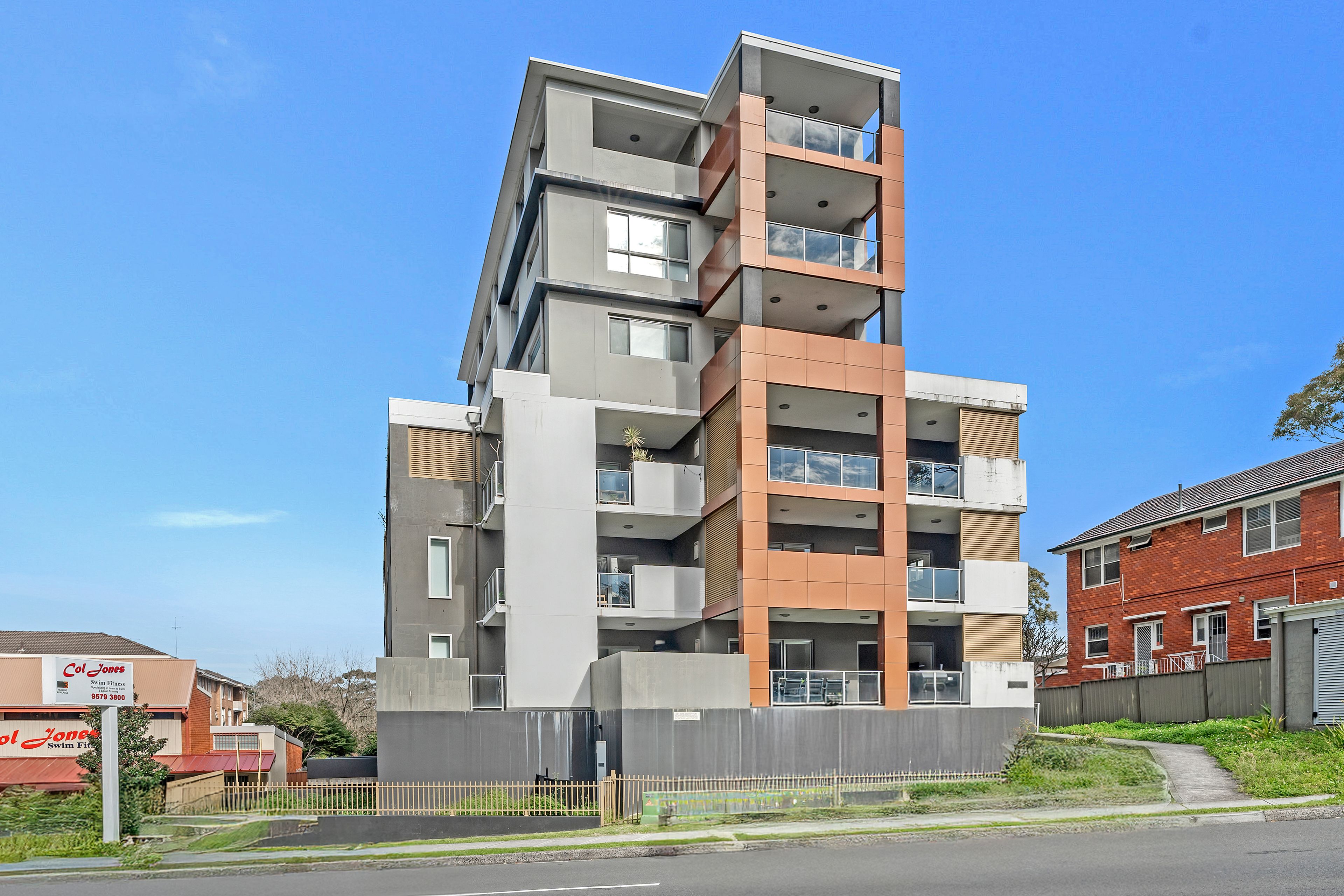4 St Georges Parade, Hurstville NSW 2220