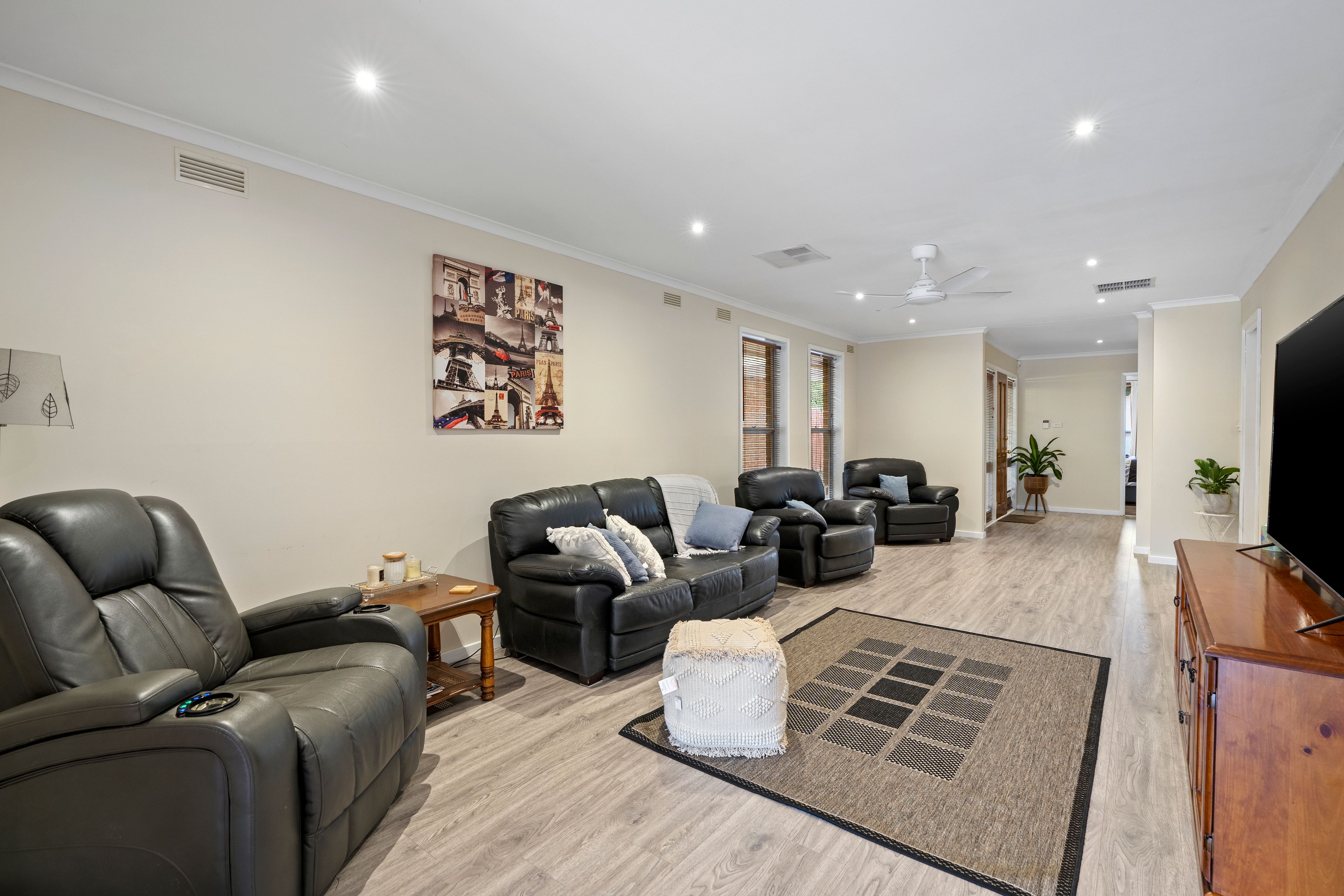 4 Clubpoint Drive, Chirnside Park, VIC 3116