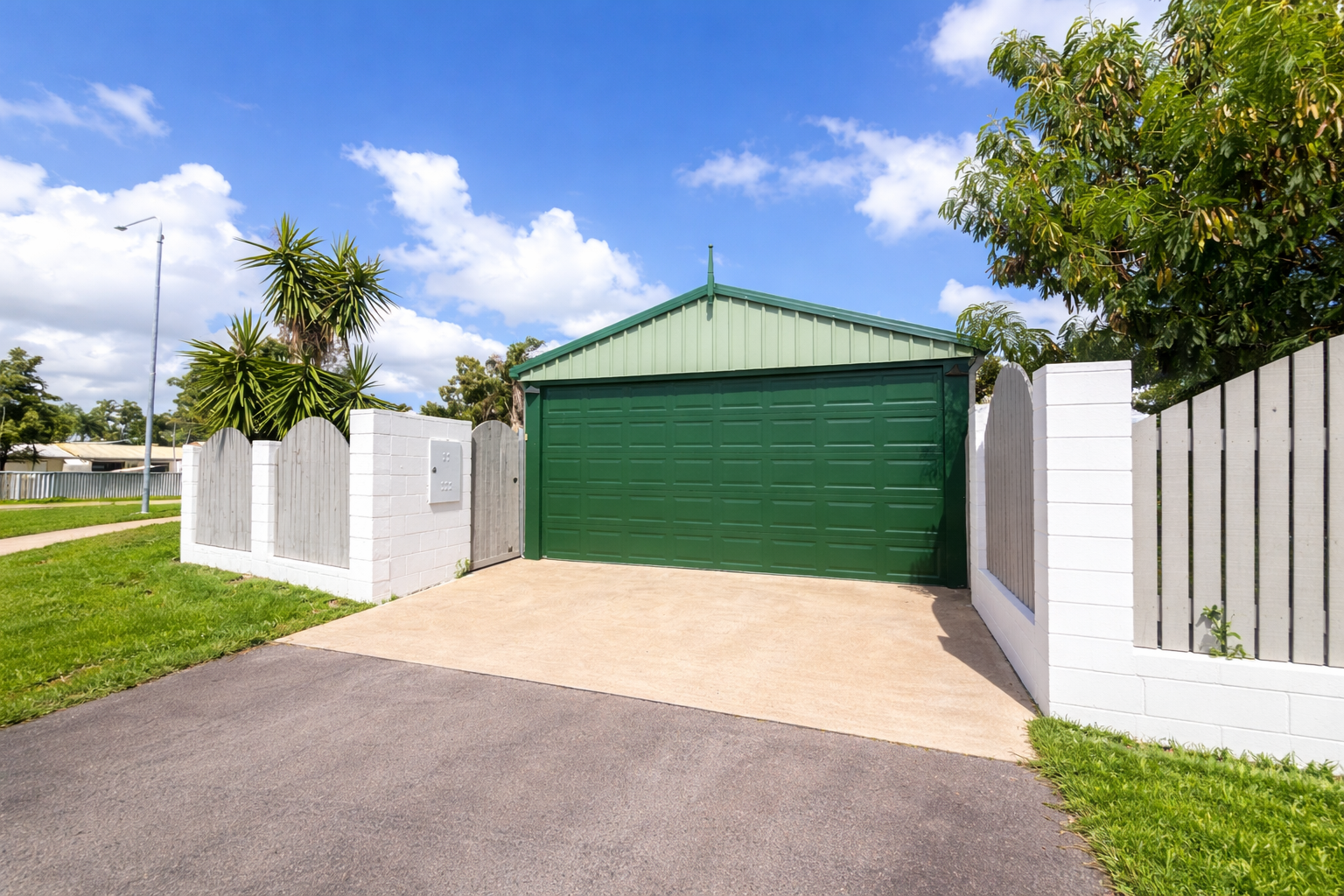 53 Marina Drive, Bushland Beach, QLD 4818