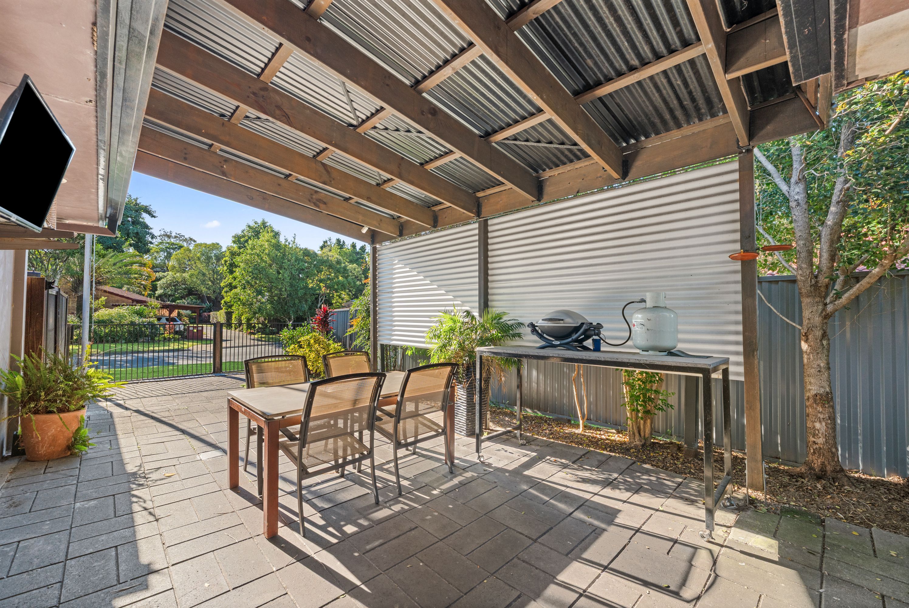 2/5 Inchcape Court, Ashmore, QLD 4214