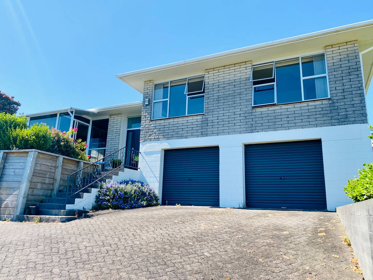 20 Darwin Crescent, Spotswood, New Plymouth District Real Estate