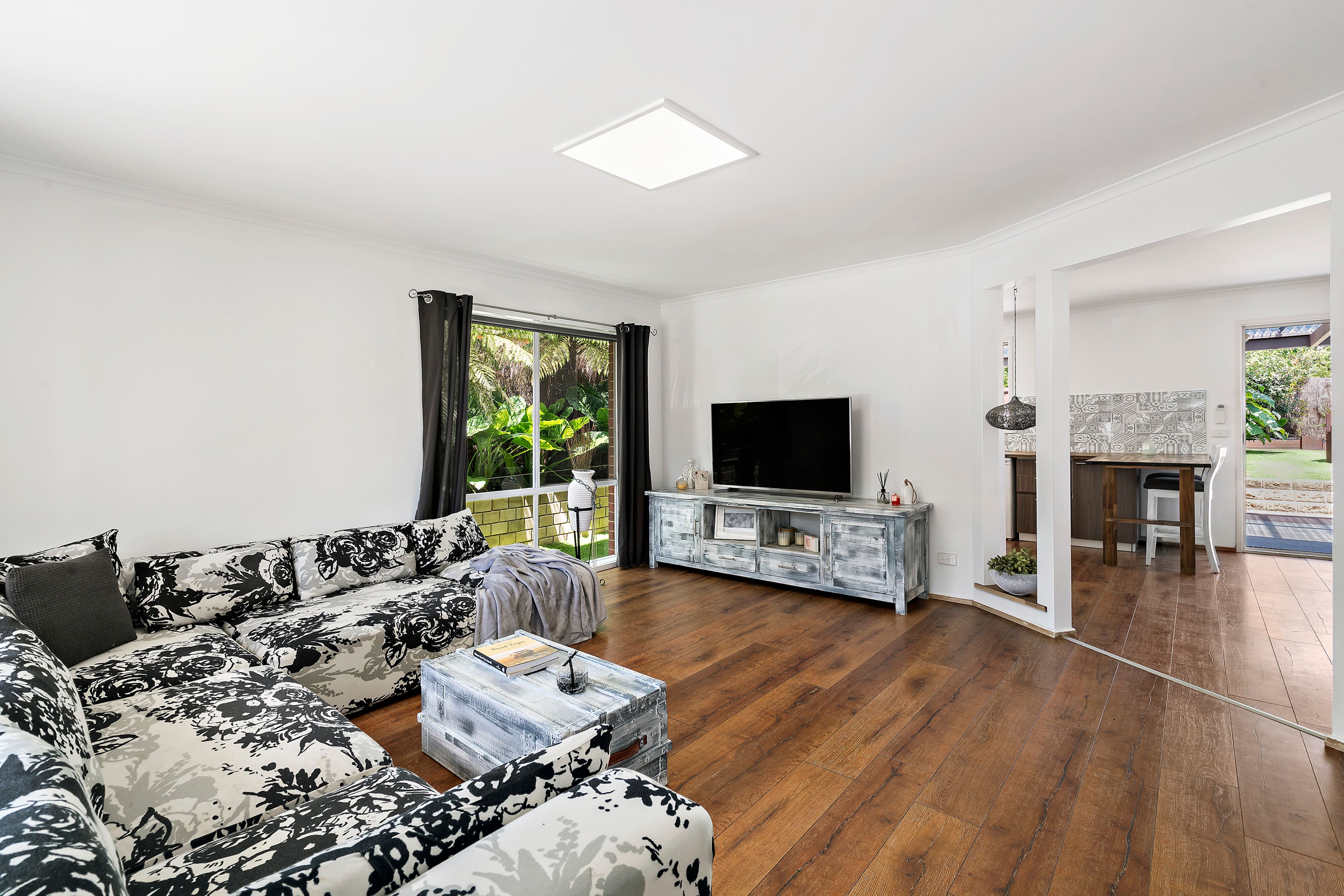 10 Alter Court, Skye, VIC 3977