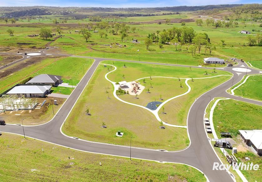 5 Vanessa Crescent, Cotswold Hills QLD 4350