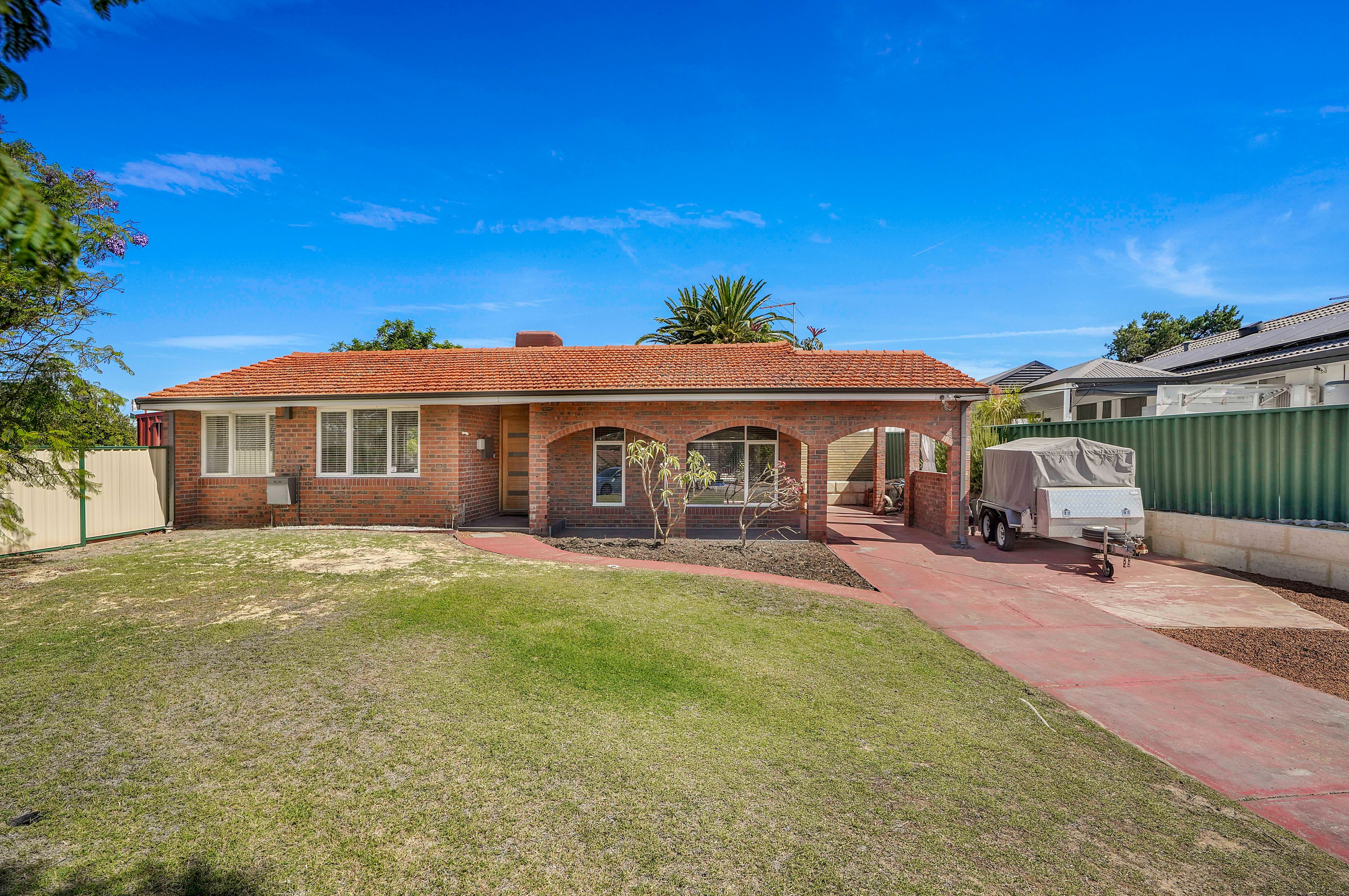 49 Glenbank Crescent, Kallaroo, WA 6025