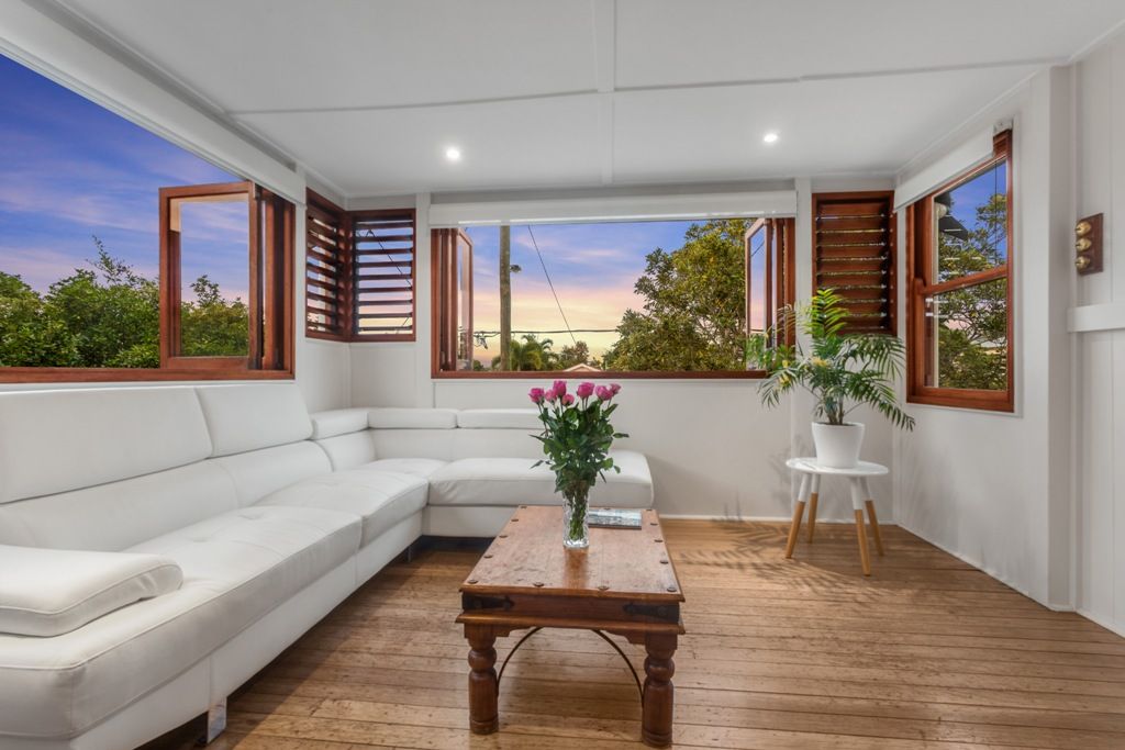 17 Eleventh Avenue, Kedron, QLD 4031