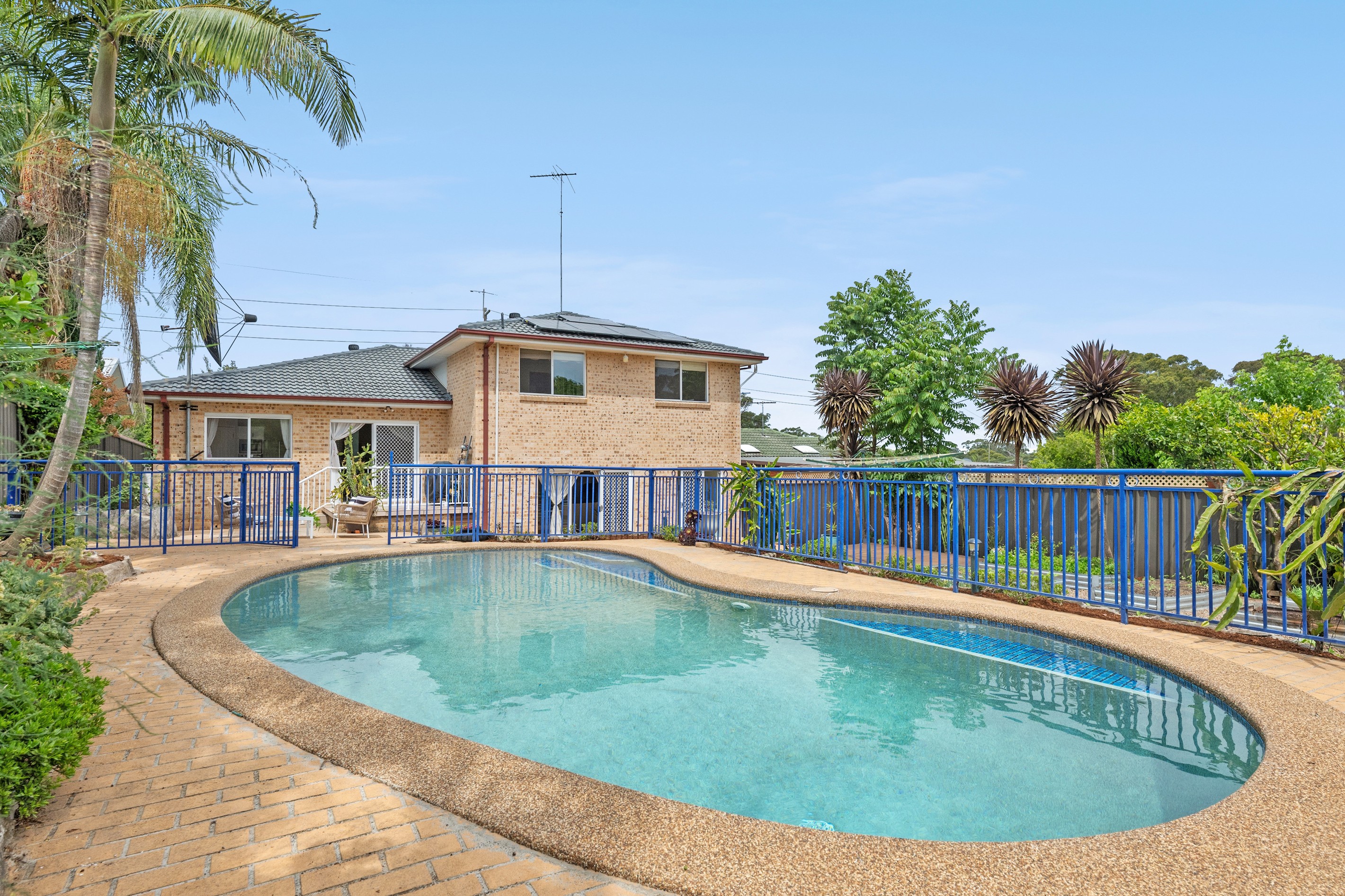 12 Barrett Avenue, Thornleigh, NSW 2120