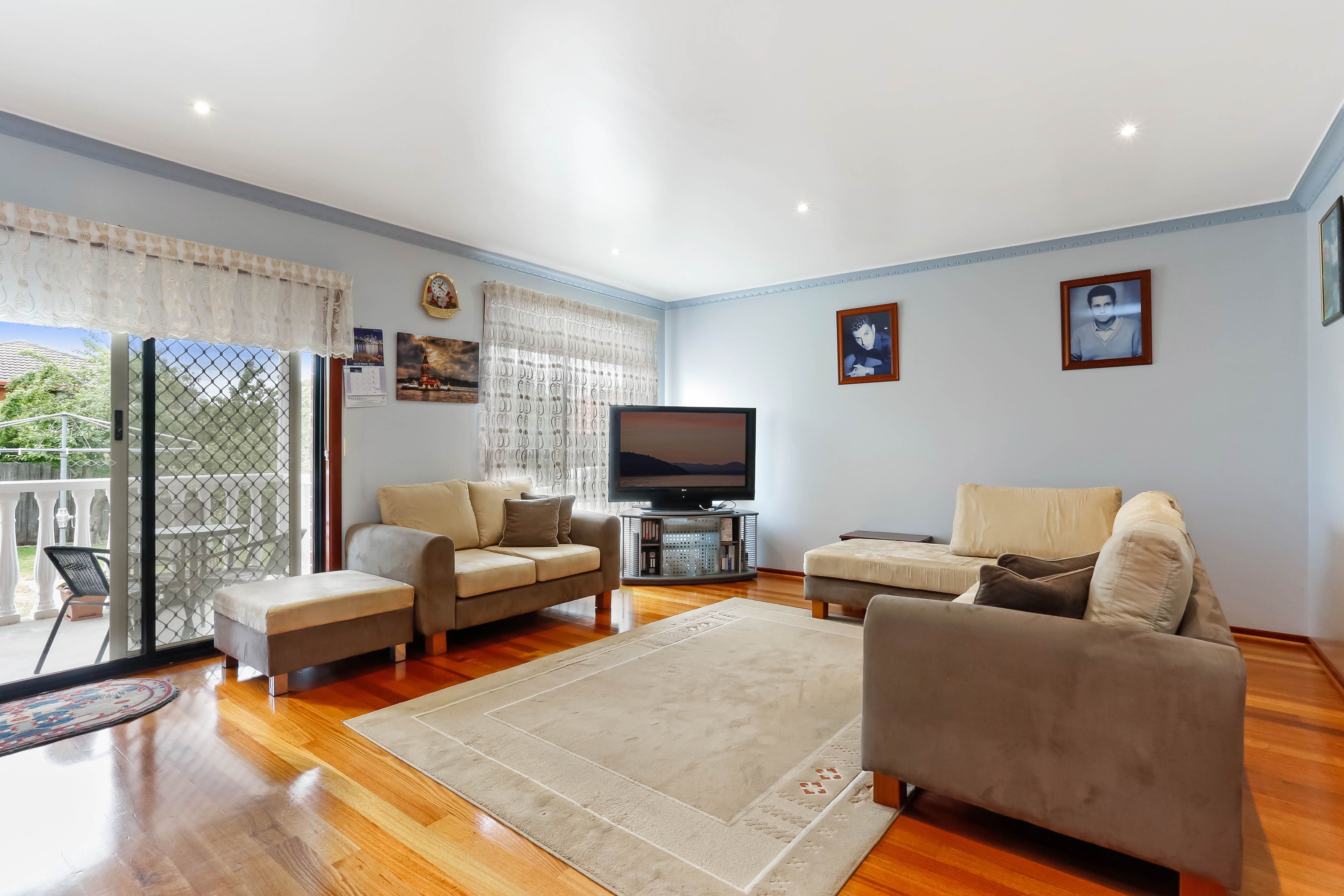 11 Melaleuca Drive, Meadow Heights, VIC 3048