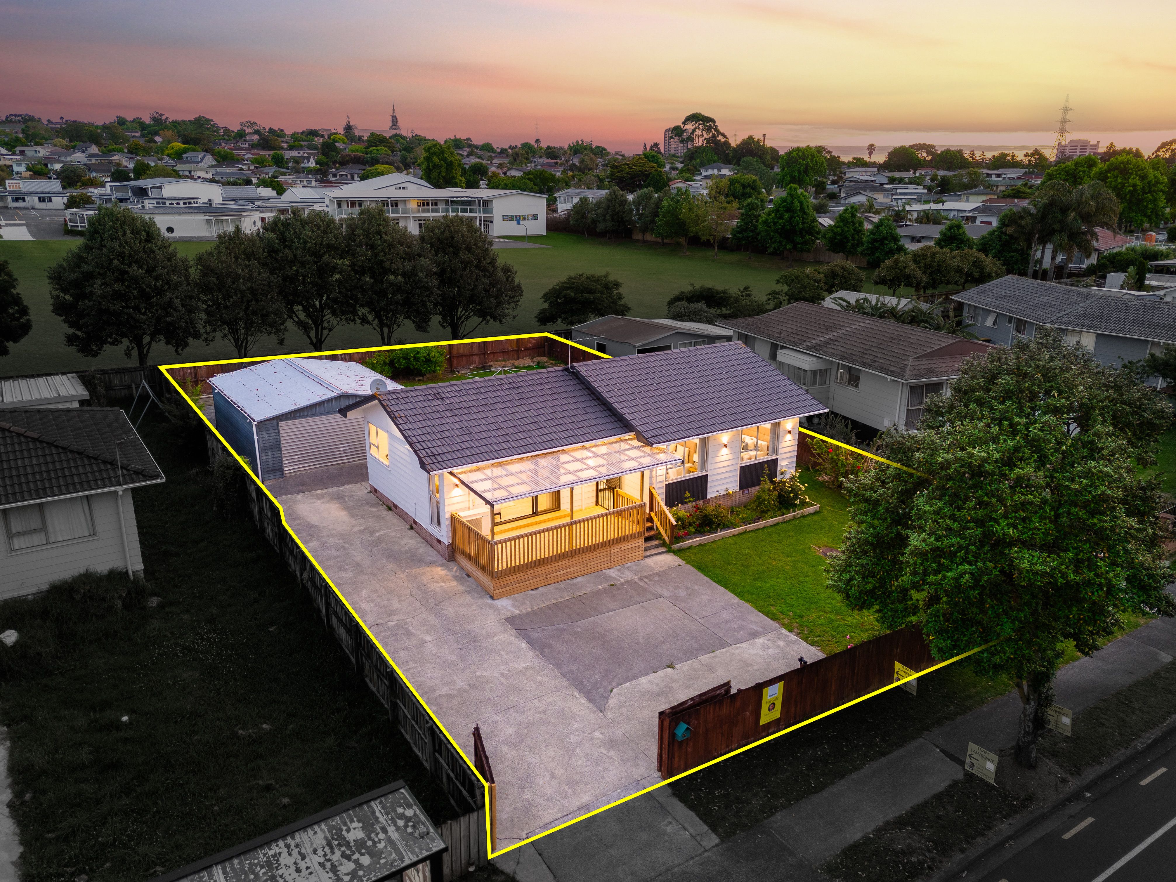 75 Te Irirangi Drive, Clover Park, Manukau City