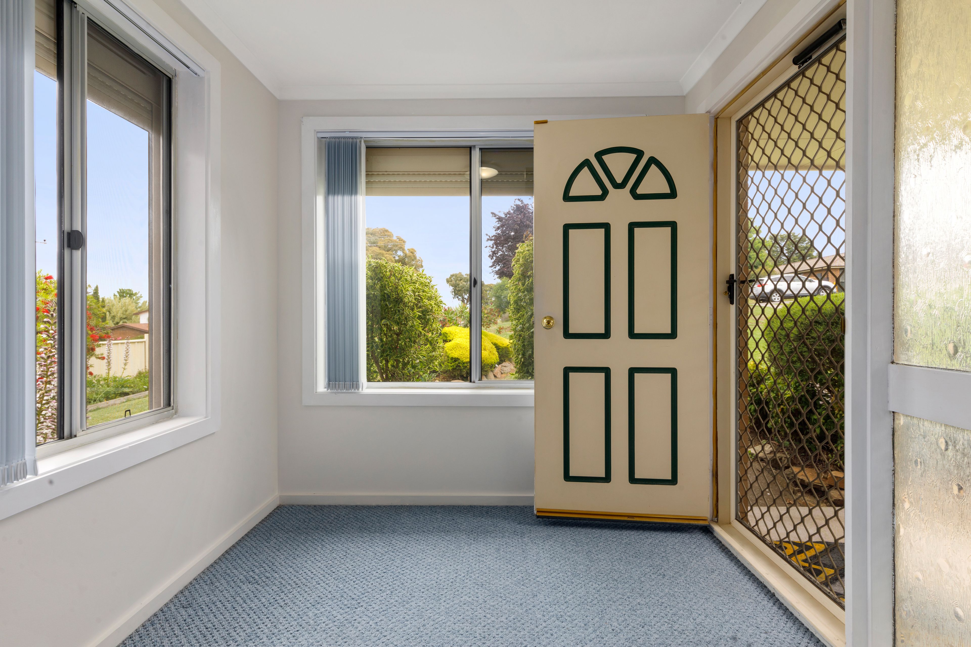 11 Yarrowlow Street, Goulburn, NSW 2580