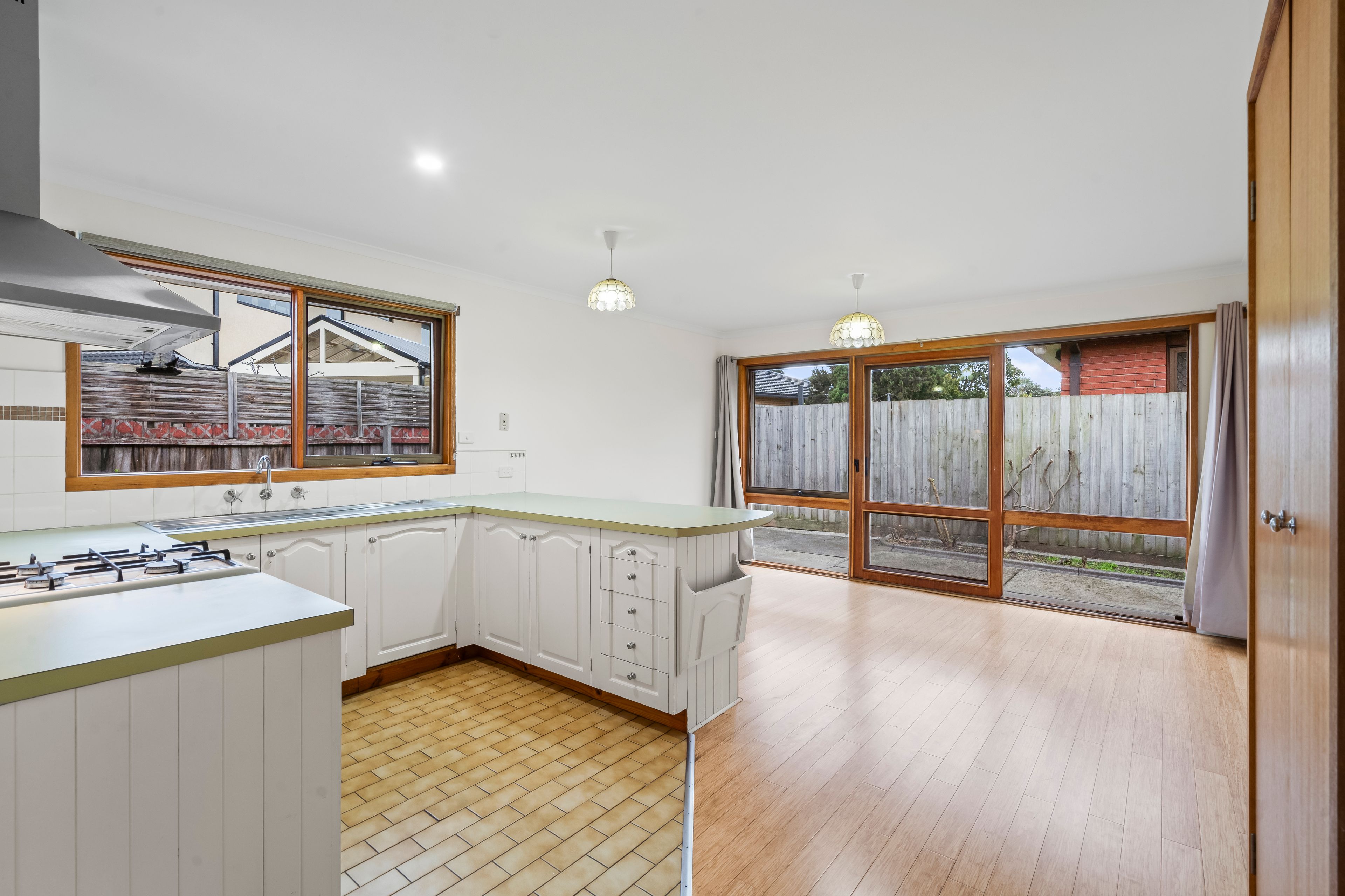 2/89 Herald Street, Cheltenham, VIC 3192