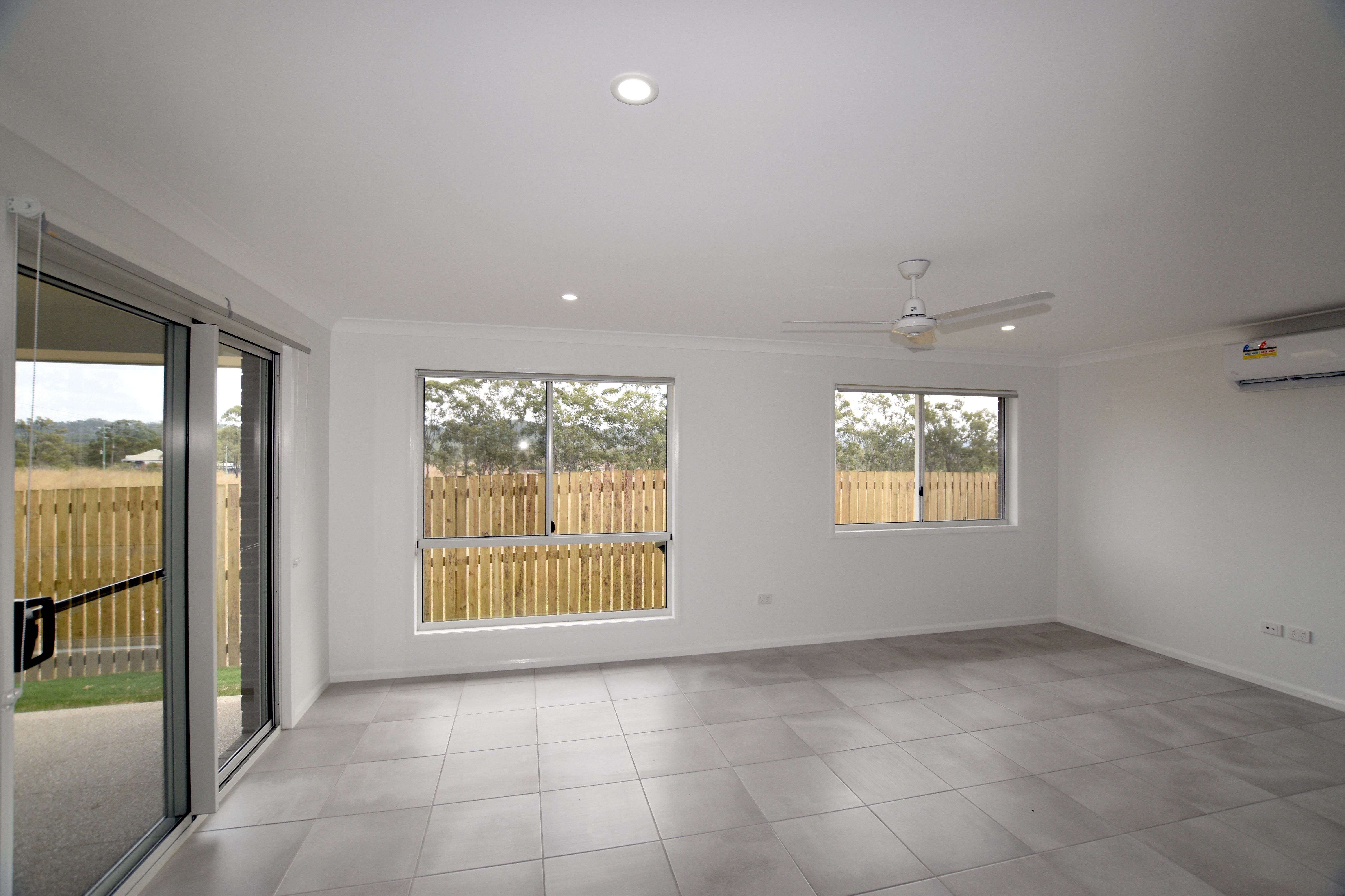1 Seagull Boulevard, Kirkwood, QLD 4680