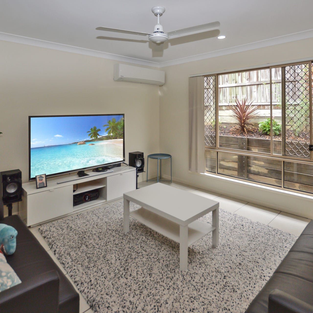 13 Barrington Street, Springfield Lakes, QLD 4300