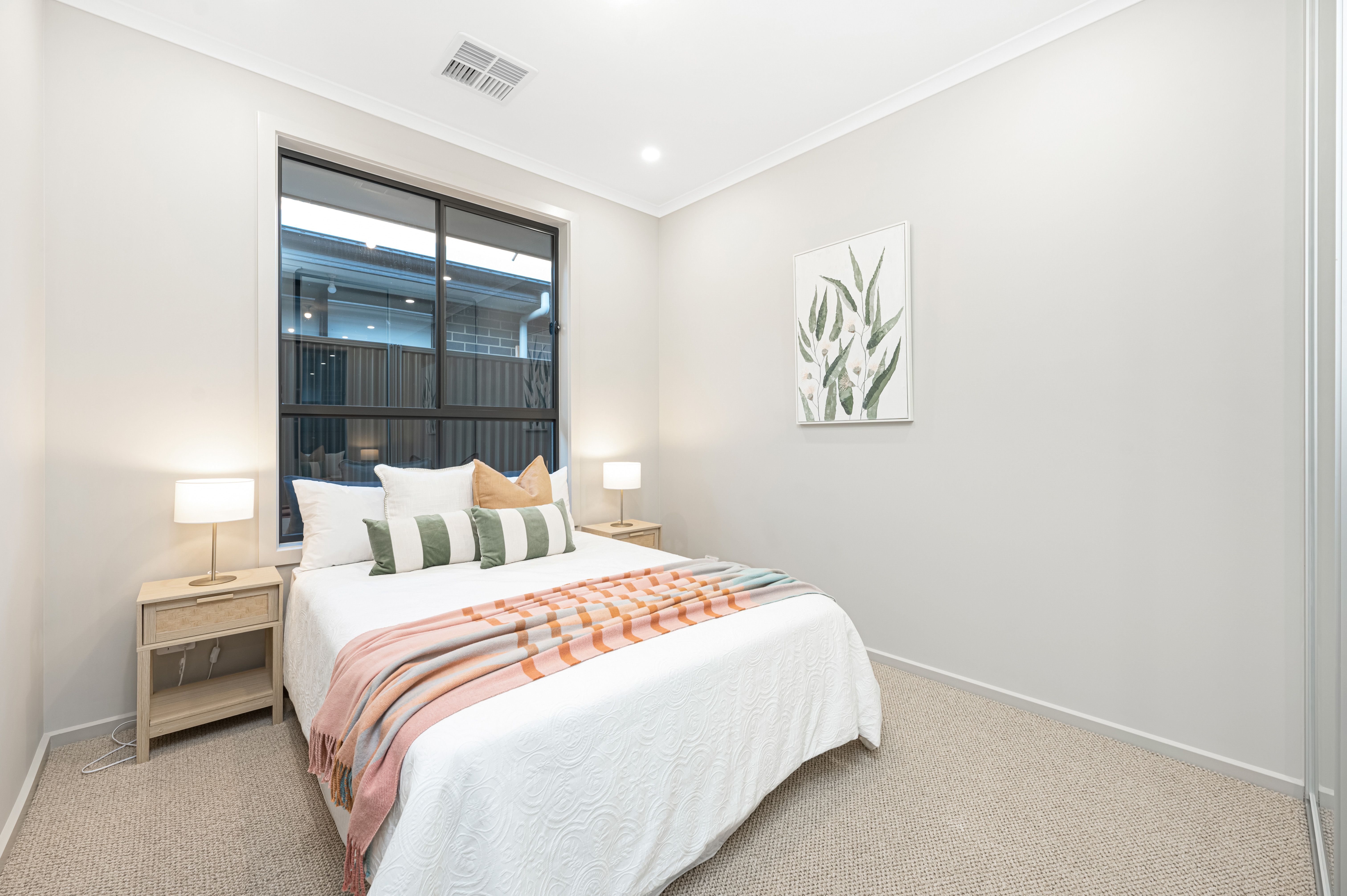 7 PRIMROSE Avenue — photo 12 of 19