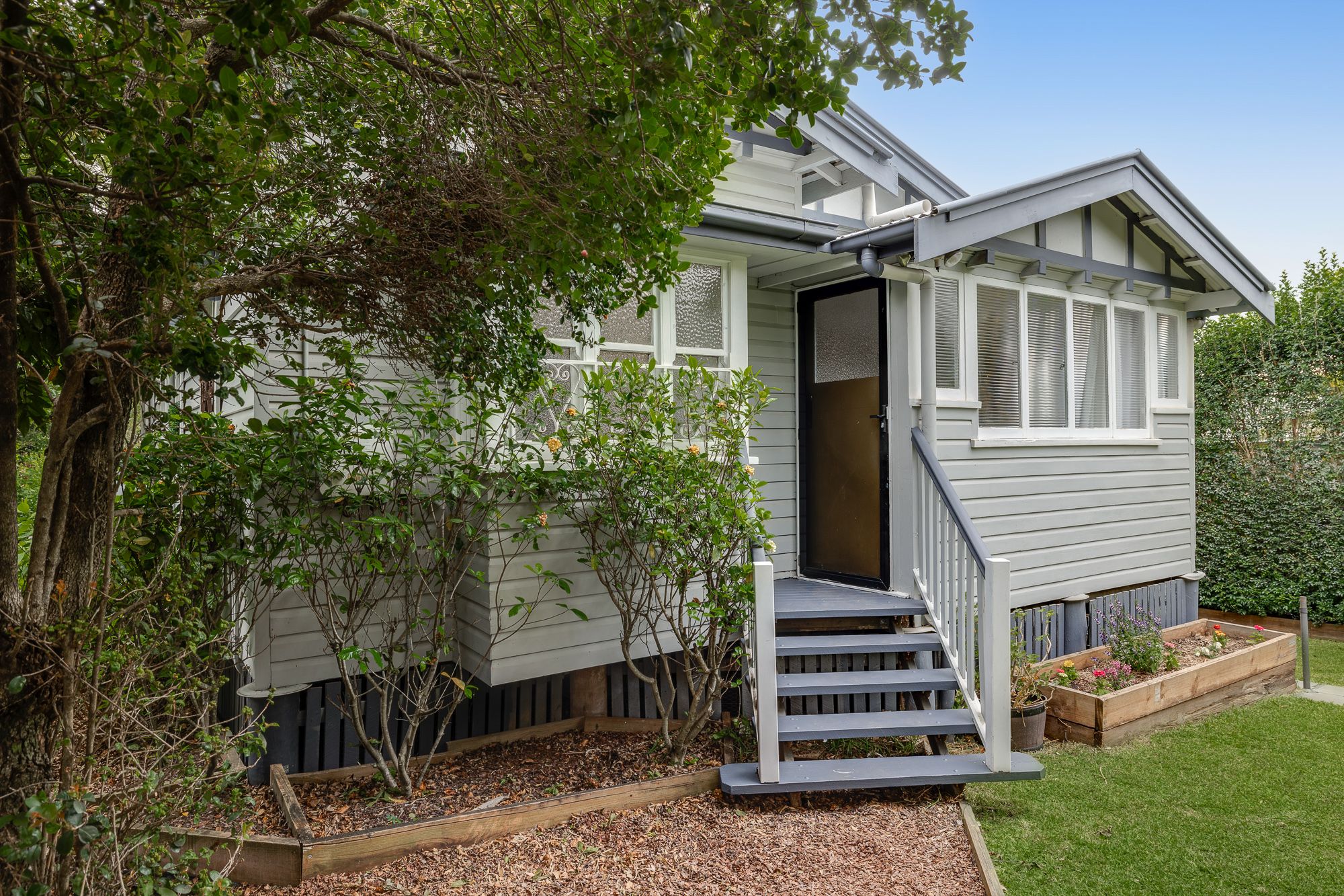 29 Mary Street, Mount Lofty, QLD 4350