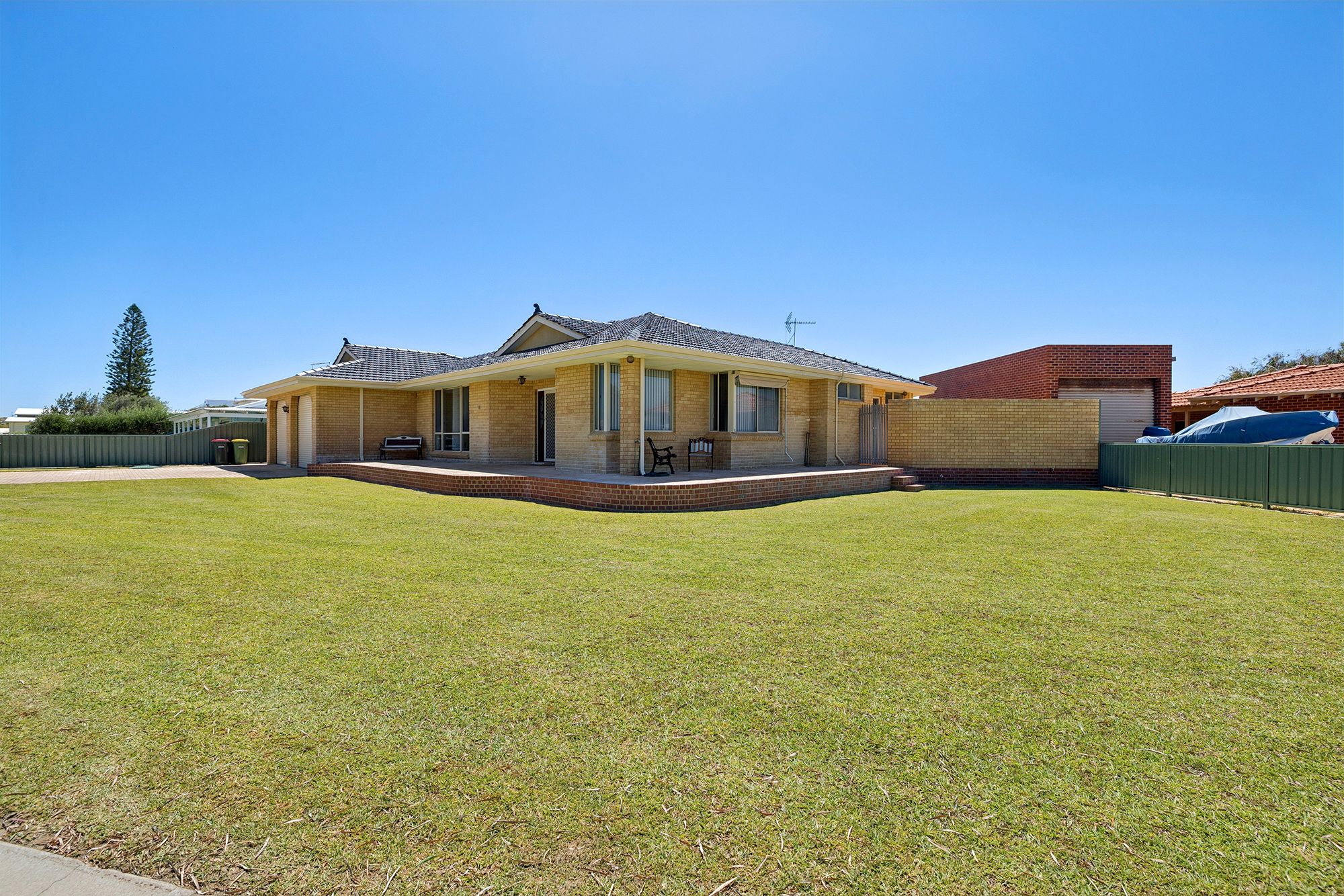 18 Ayres Crescent, Lancelin, WA 6044