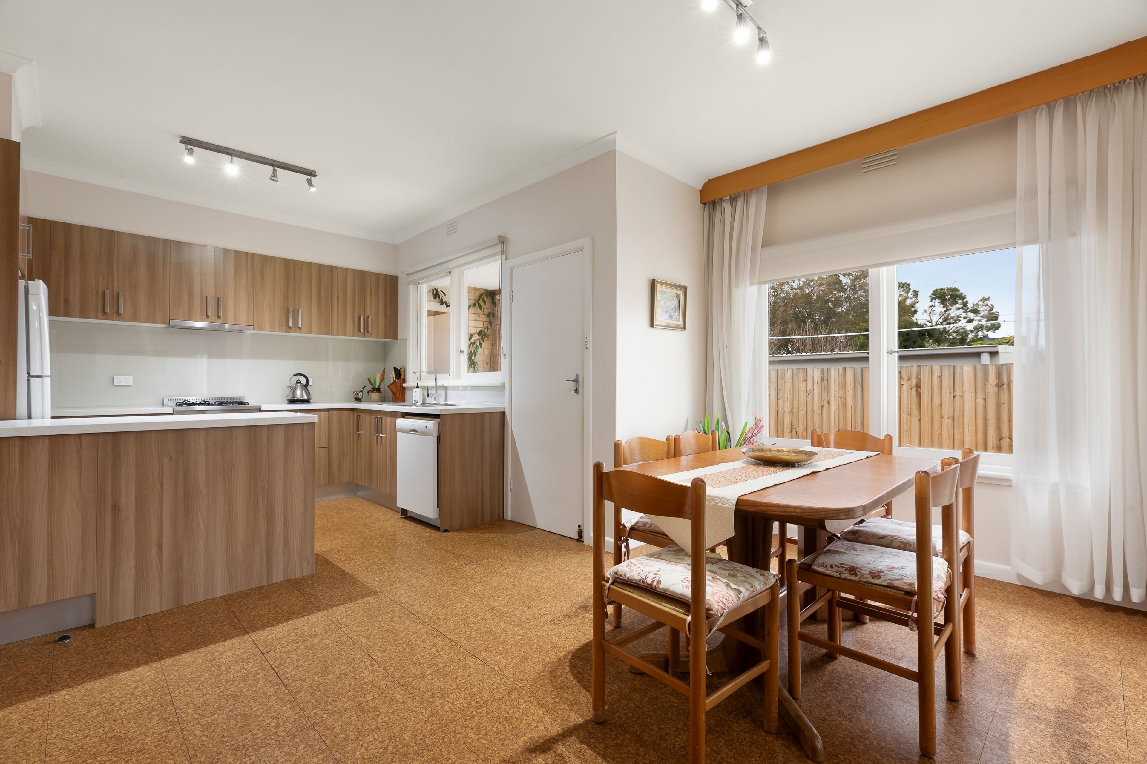 57 Carinish Road — photo 5 of 10