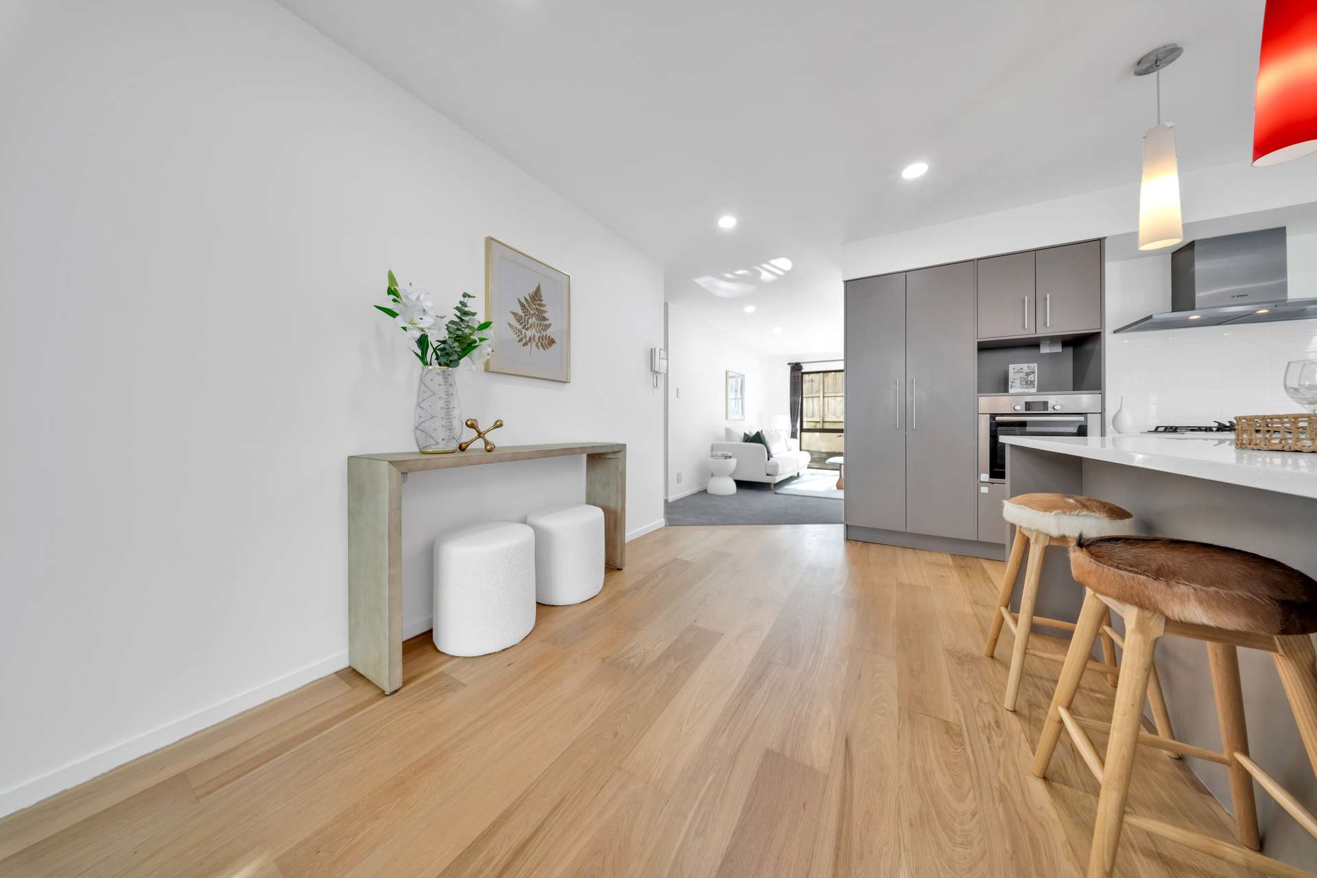 8A St Albans Avenue photo 7
