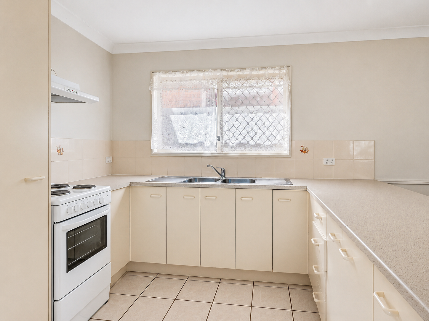 6 Amara Crescent, Forest Lake, QLD 4078
