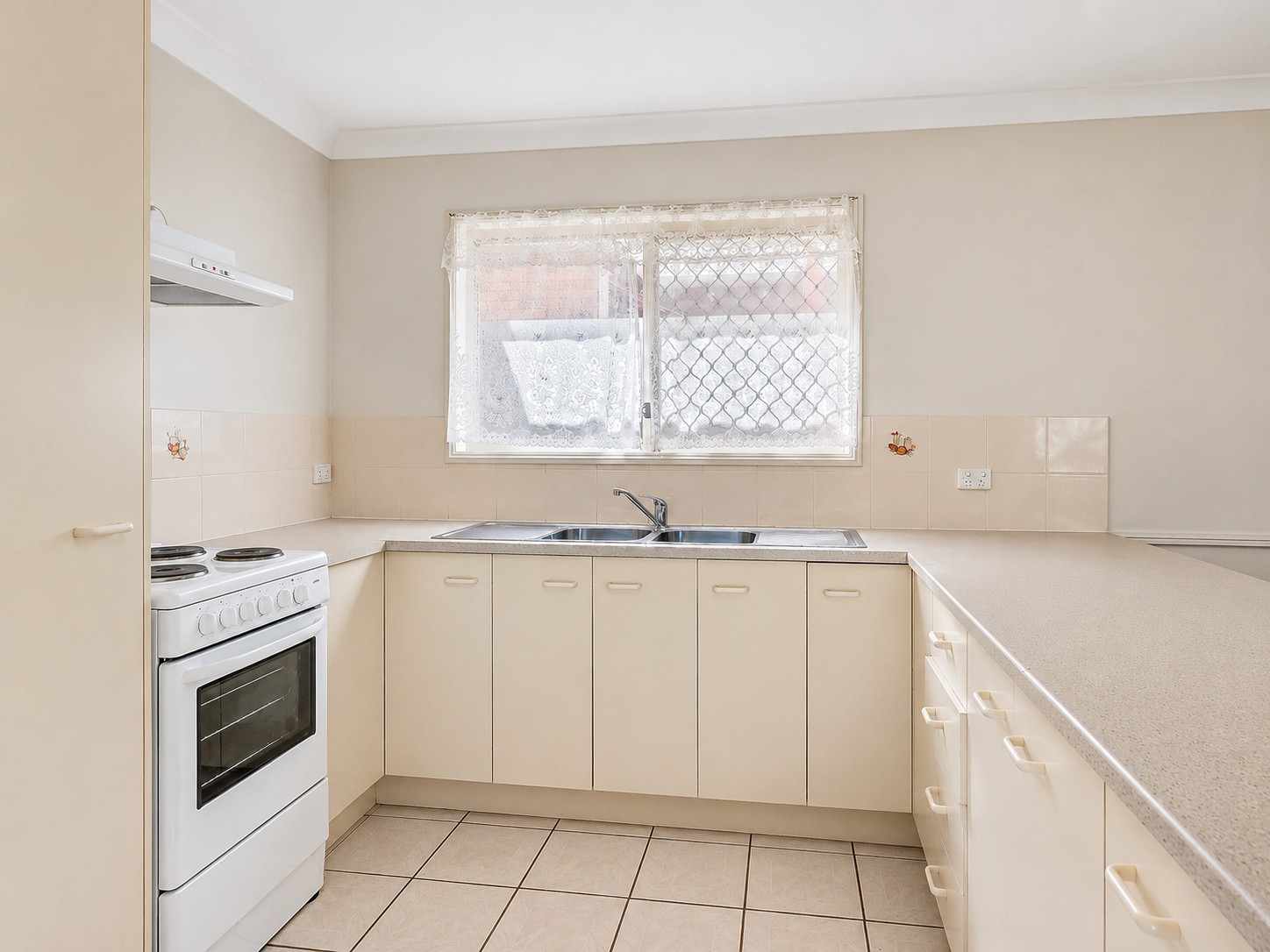6 Amara Crescent, Forest Lake, QLD 4078