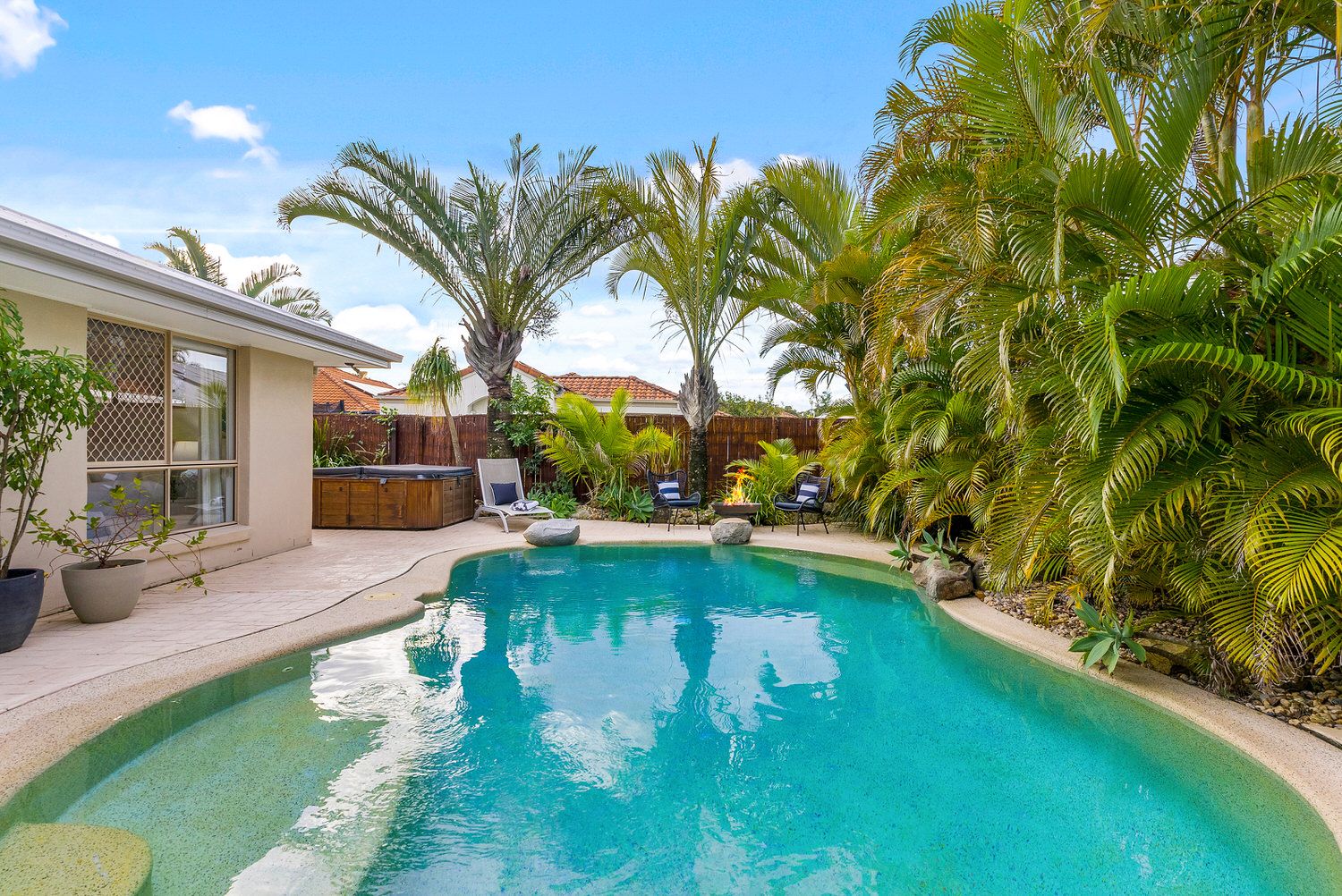 16 Sailfish Drive, Mountain Creek, QLD 4557